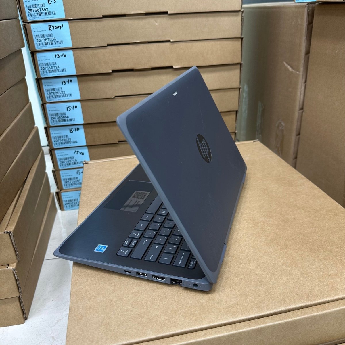 HP Probook x360 11 G5 EE - Intel Pentium Silver - 128GB SSD - 4GB RAM - Touchscreen