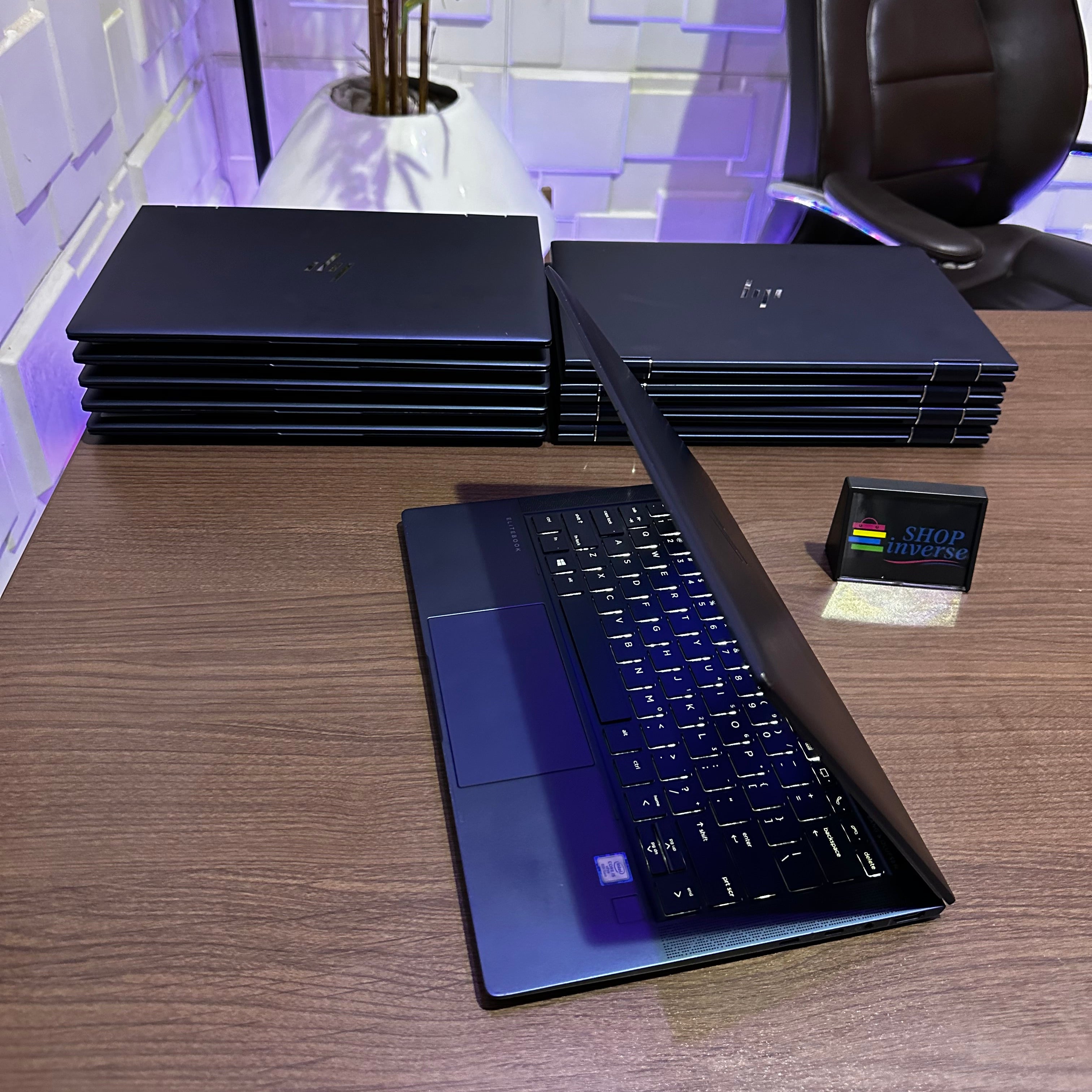 HP Elite Dragonfly G2 - 11th Gen. Intel Core i7 - 512GB SSD - 16GB RAM - Keyboard Light - Touchscreen