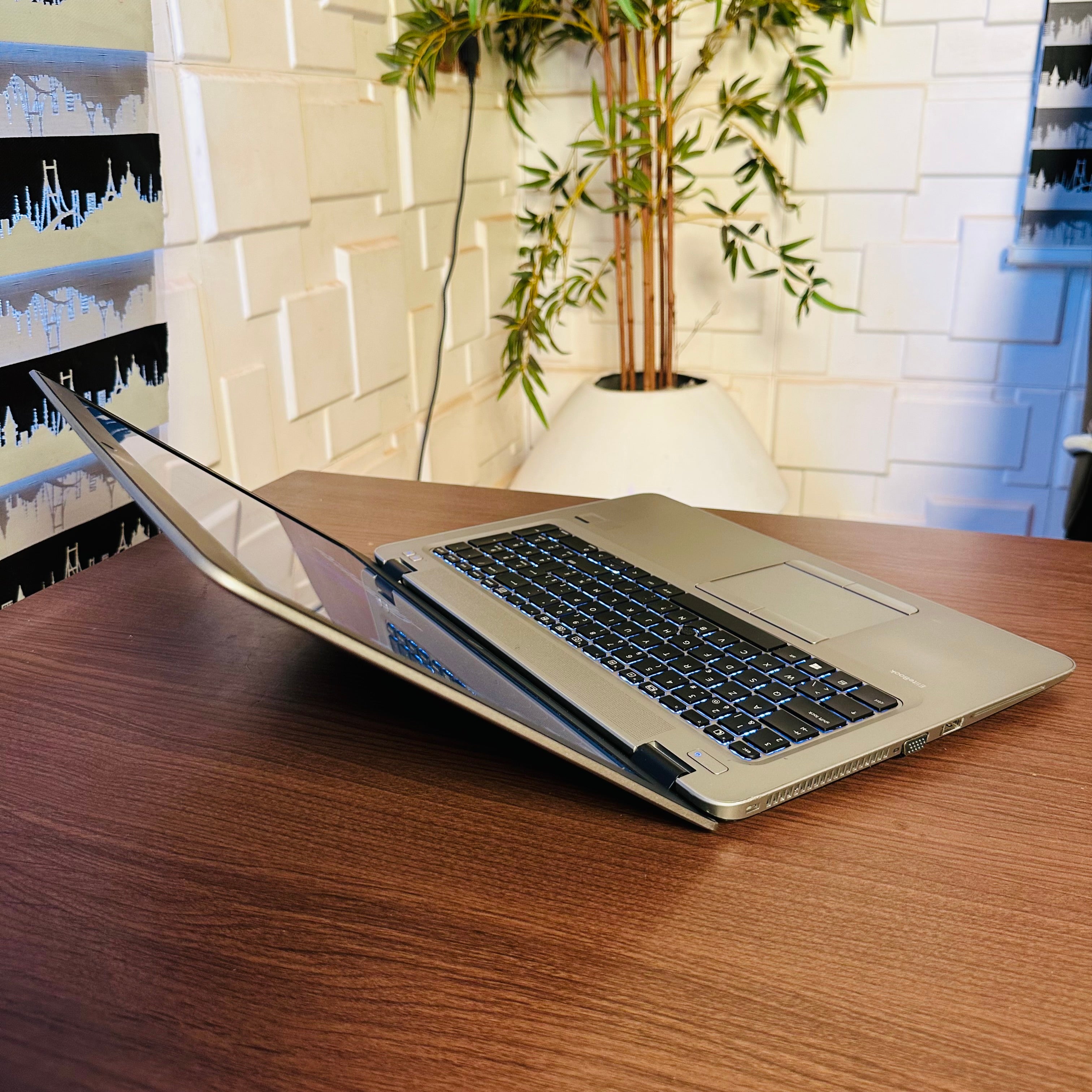 HP EliteBook 850 G3 | 6th Gen Core i7 | 8GB RAM | 256GB SSD | Backlit Keyboard