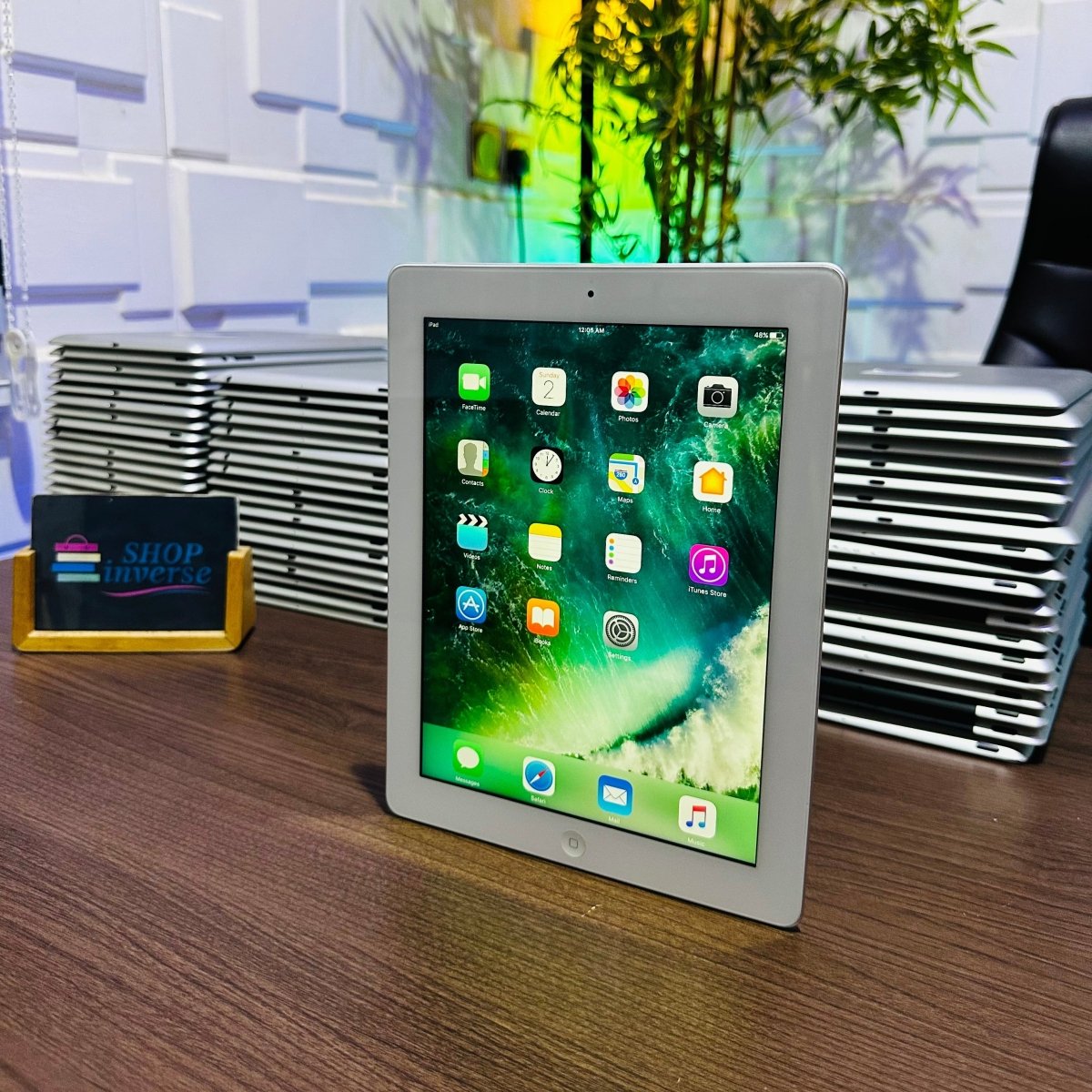 16GB Apple iPad 2 - WiFi - White