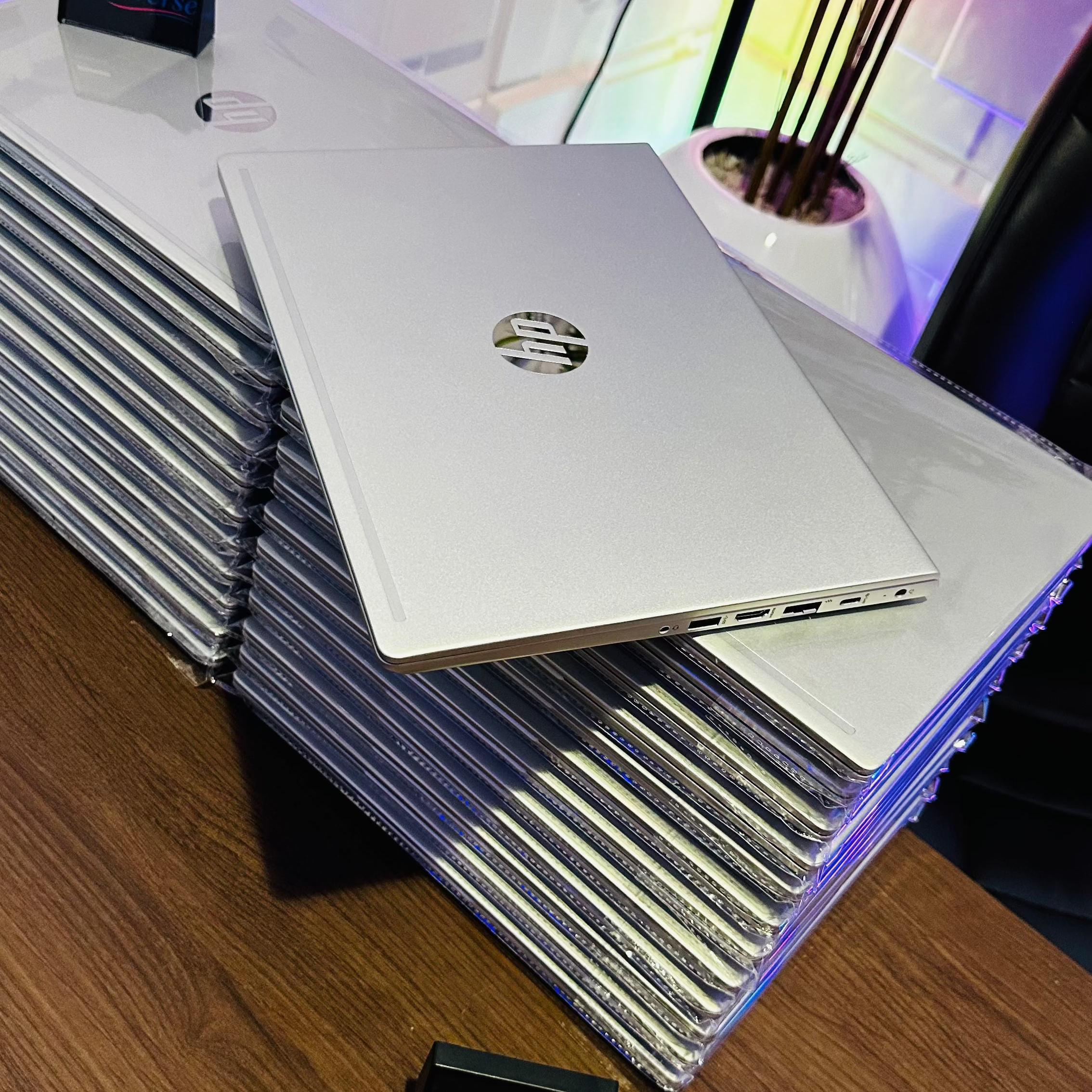 HP ProBook 430 G7 - 10th Gen. Intel Core i5 - 256GB SSD - 8GB RAM
