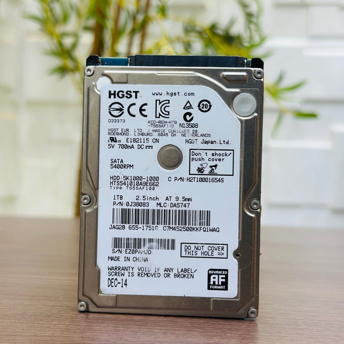 1TB Laptop Internal Hard Disk Drive (HDD) SATA - HGST