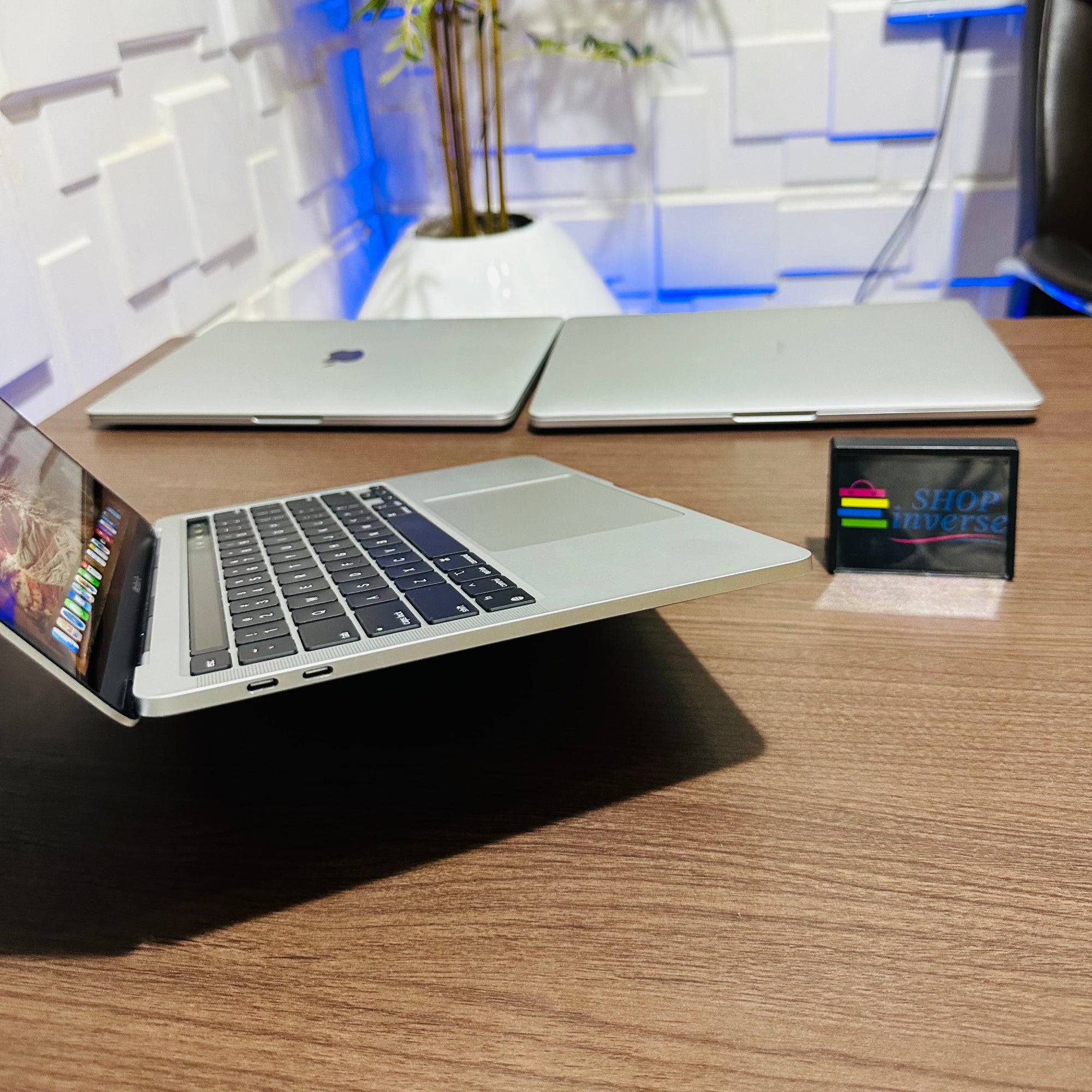 Apple MacBook Pro M1 2020 - 500GB SSD - 16GB RAM - Touch ID - Keyboard Light