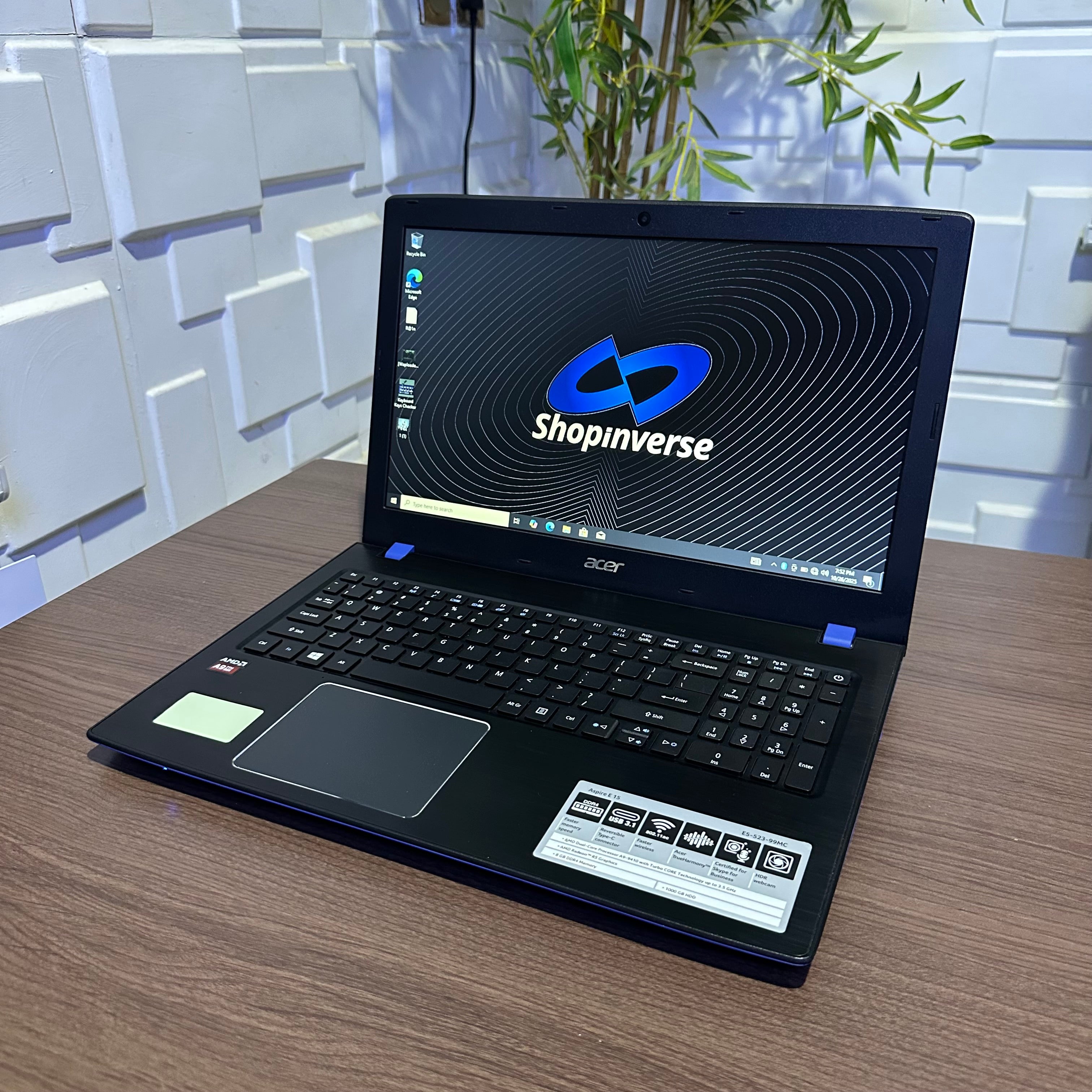 Acer Aspire E15 - AMD A9 - 750GB HDD - 8GB RAM