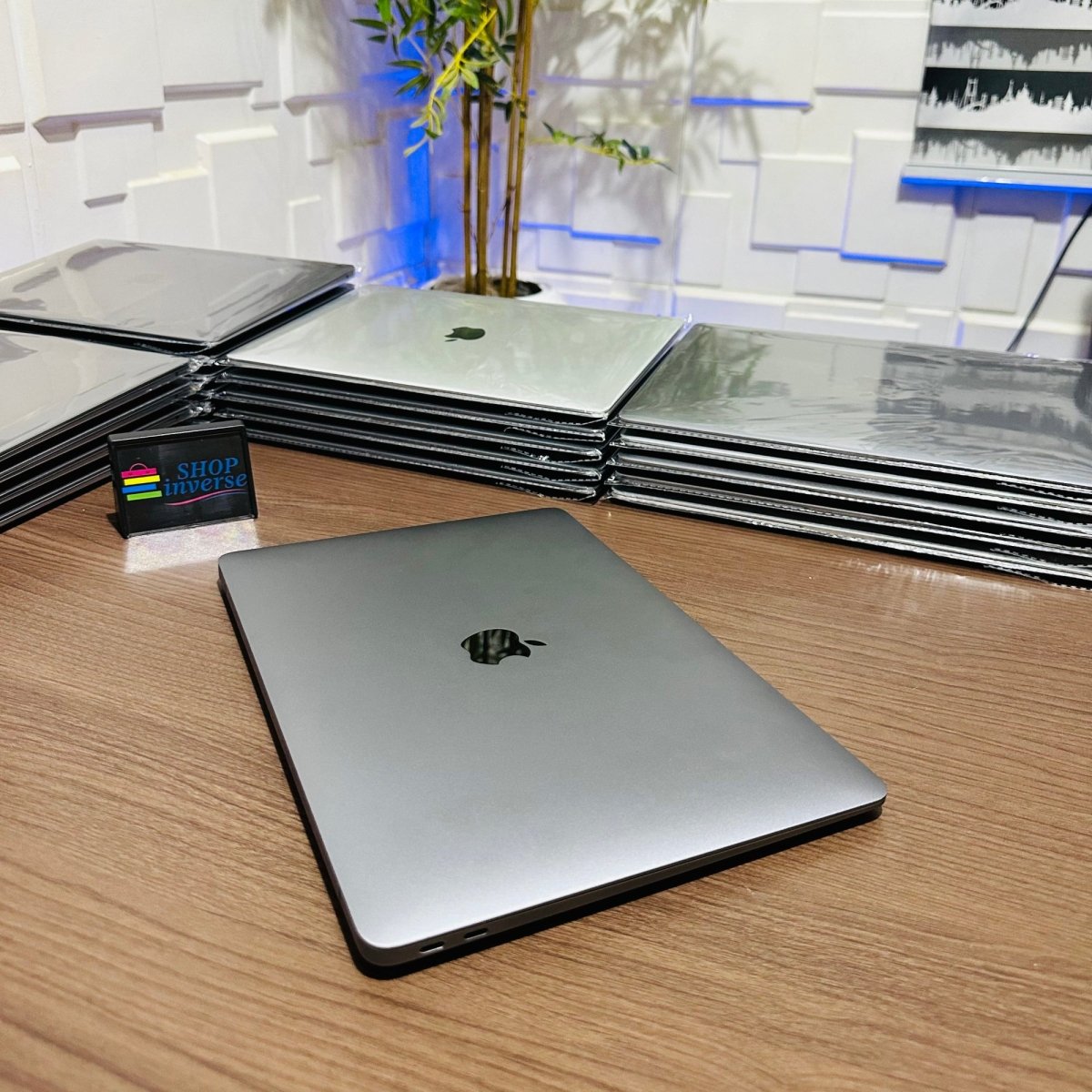 Apple MacBook Air M1 2020 - 256GB SSD - 16GB RAM - Touch ID - Keyboard Light