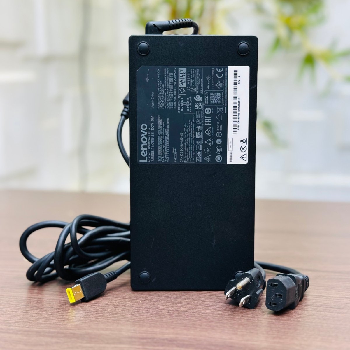 300W 20V 15.0A Lenovo AC Adapter - USA Plug