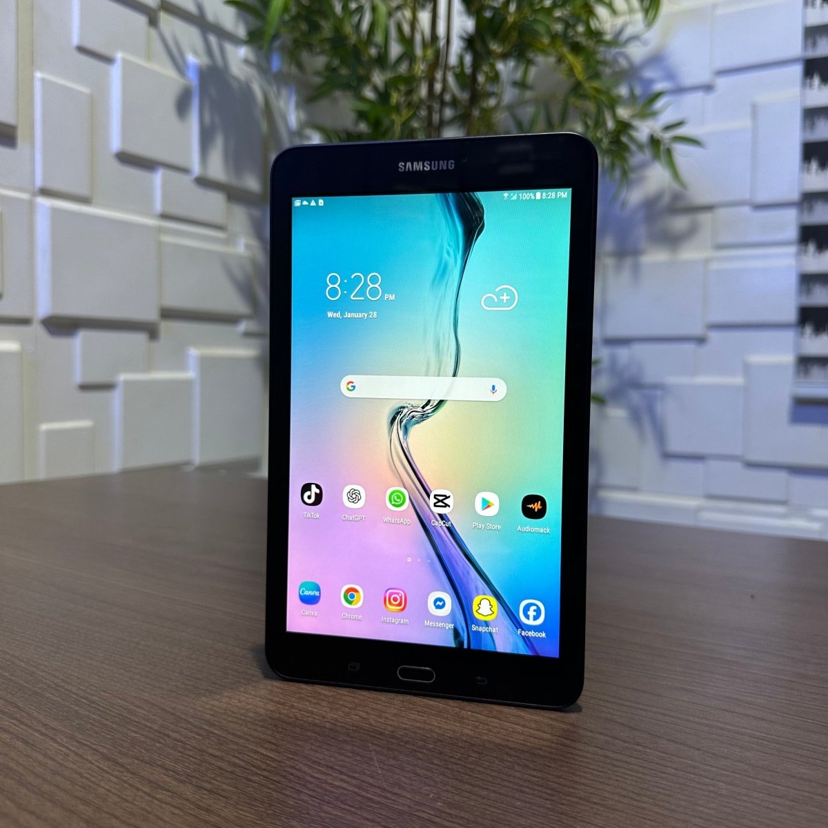 32GB Samsung Galaxy Tab E - WiFi + SIM