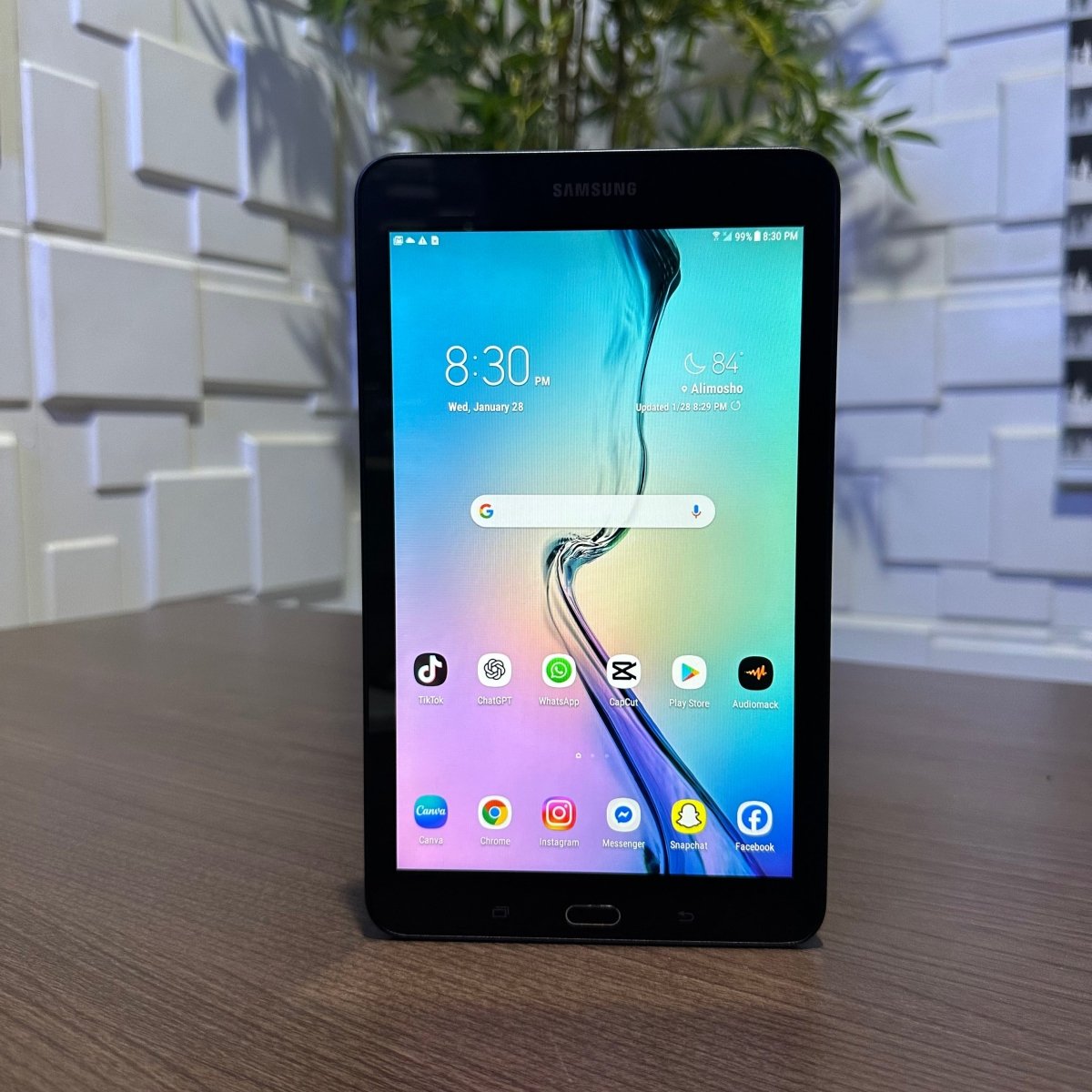 32GB Samsung Galaxy Tab E - WiFi + SIM