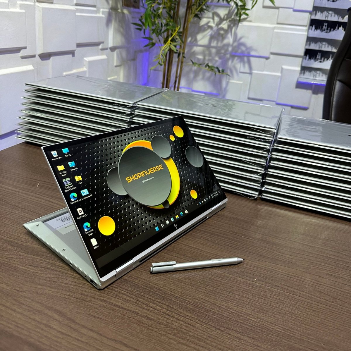 HP EliteBook x360 1040 G7 - 10th Gen. Intel Core i7 - 512GB SSD - 16GB RAM - Touchscreen - Keyboard Light