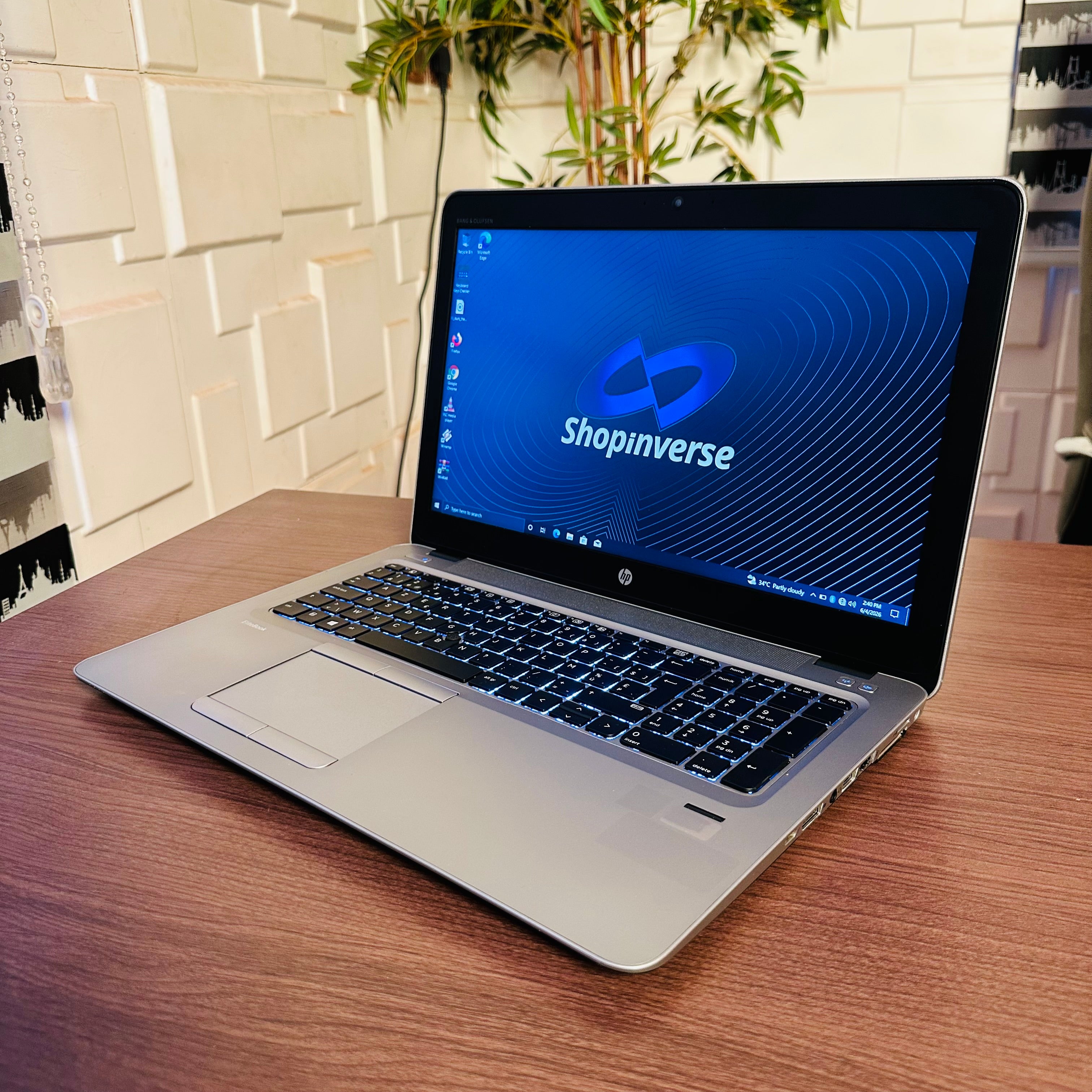 HP EliteBook 850 G3 | 6th Gen Core i7 | 8GB RAM | 256GB SSD | Backlit Keyboard