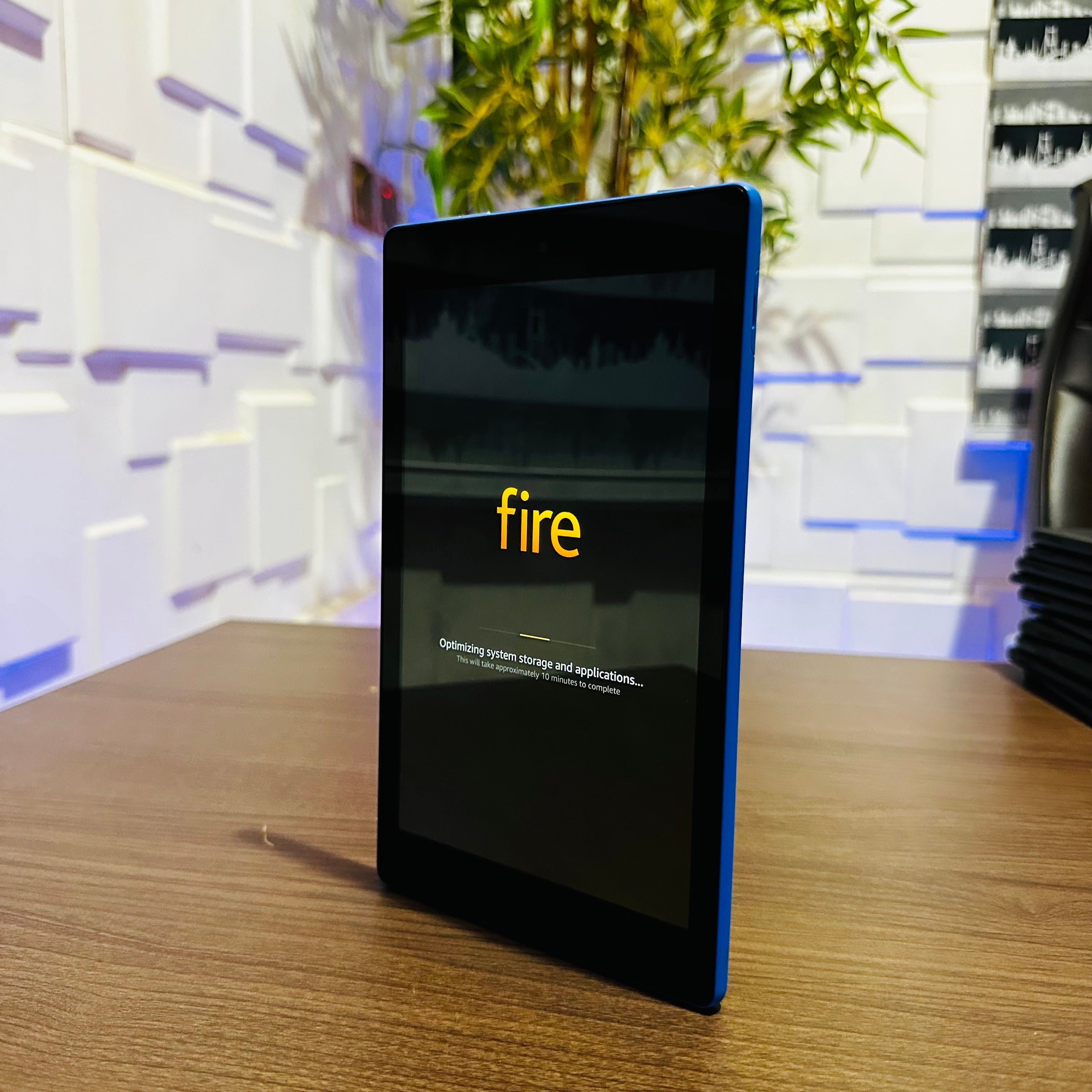 Amazon Fire HD 8 - 6th Generation - 16GB