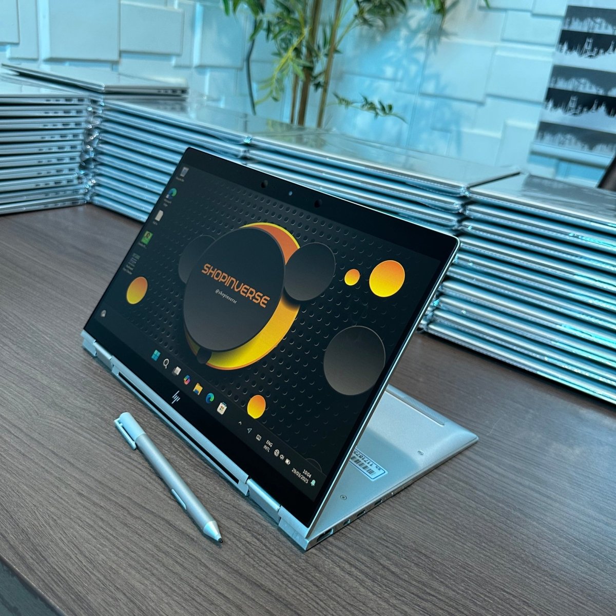 HP EliteBook 1030 x360 G3 - 8th Gen. Intel Core i7 - 256GB SSD - 16GB RAM - Touchscreen - Keyboard Light