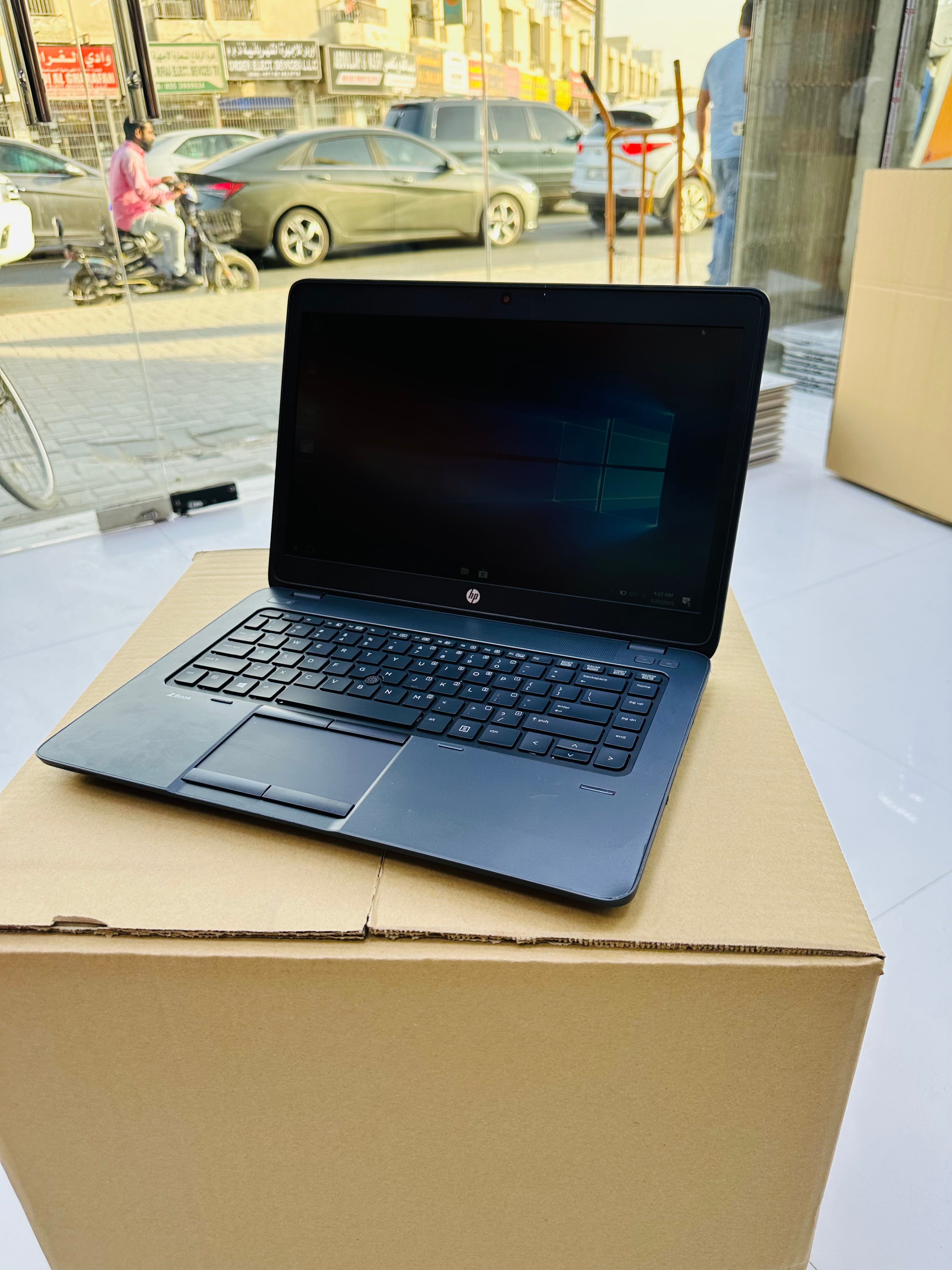 HP ZBook 14 G2 | Core i7 | 8GB RAM | 256GB SSD | 1GB Graphics | Backlit Keyboard