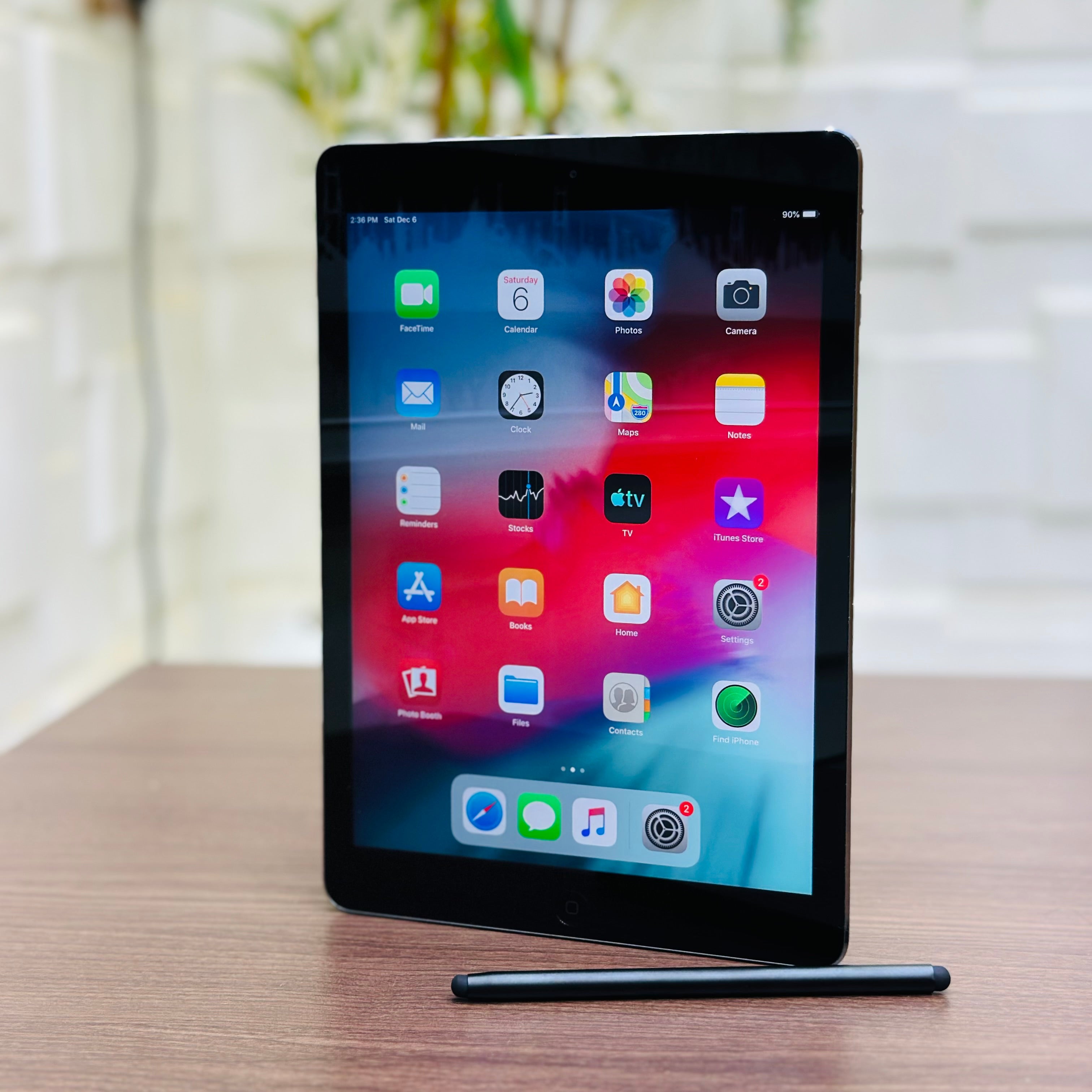 Apple iPad Air - 16GB - WiFi - Space Grey