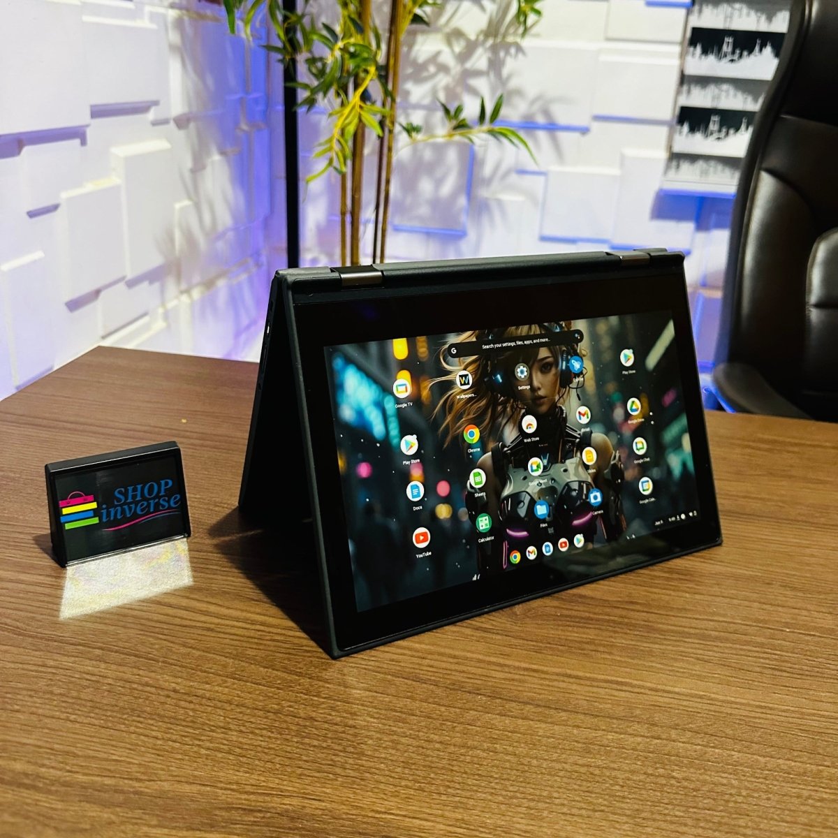 Lenovo 300e Chromebook 2nd Gen MTk - MediaTek mt8173 - 32GB eMMC - 4GB RAM - Touchscreen