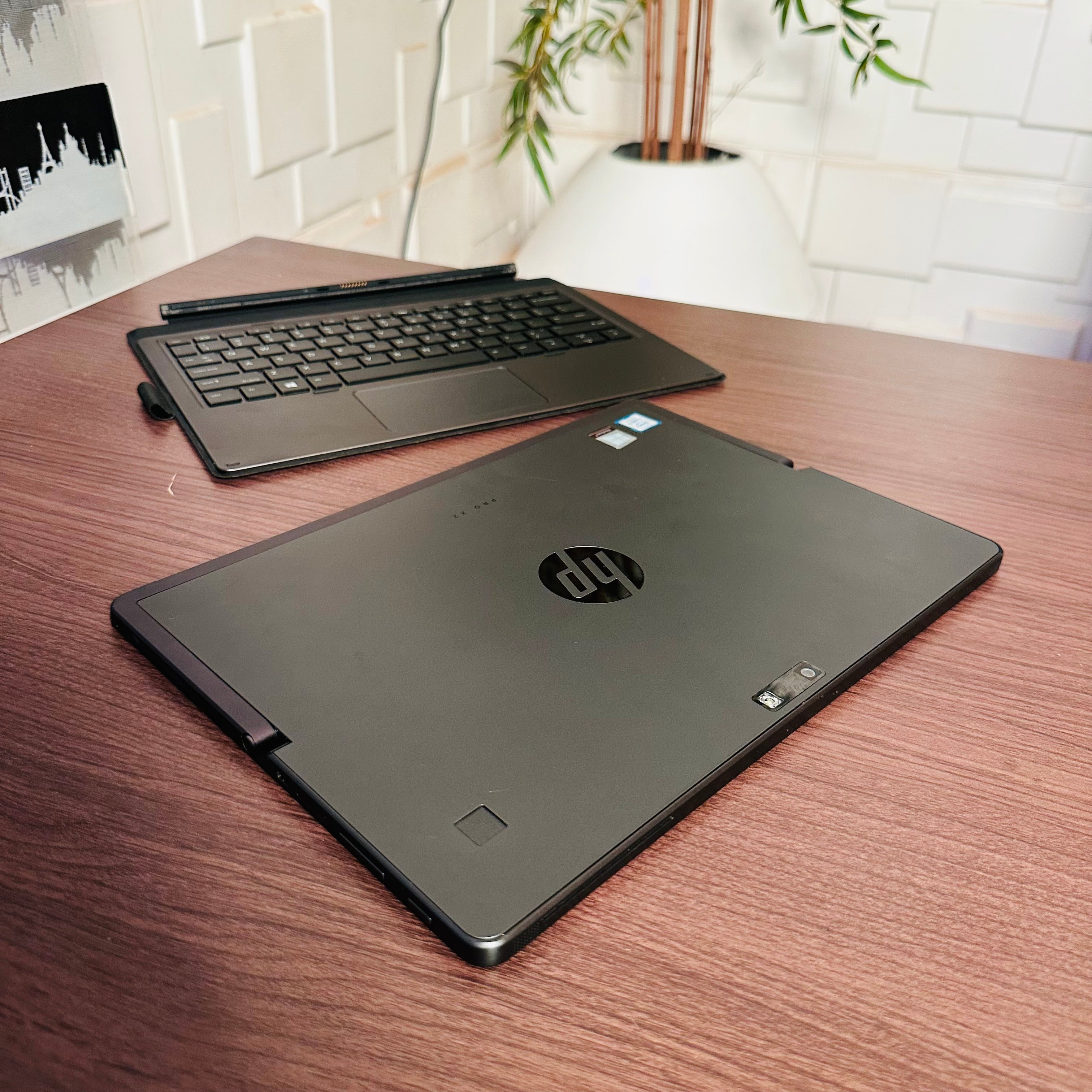 HP Pro x2 612 G2 | Intel Core i5 | 8GB RAM | 256GB SSD | Touchscreen | Backlit Keyboard