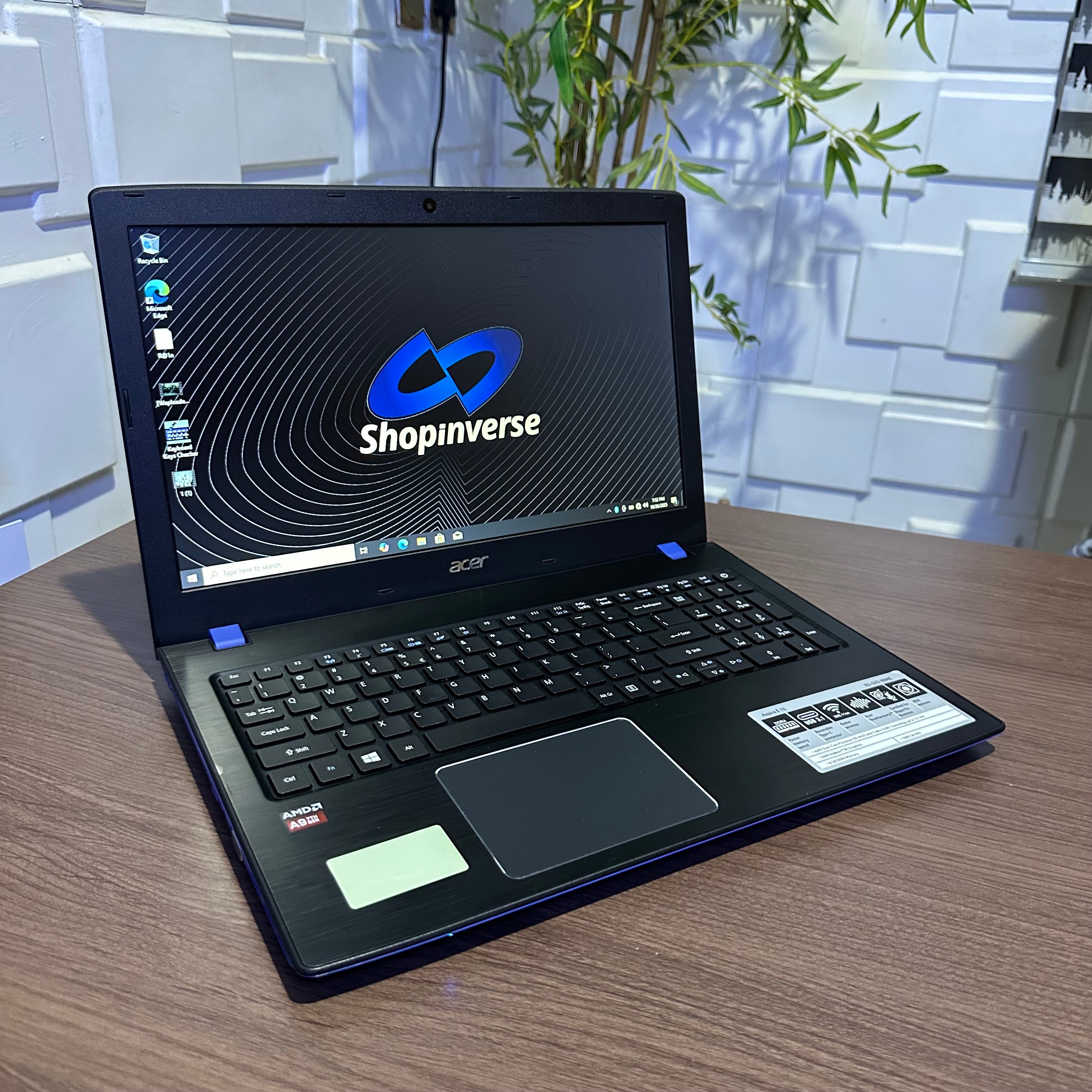 Acer Aspire E15 - AMD A9 - 750GB HDD - 8GB RAM