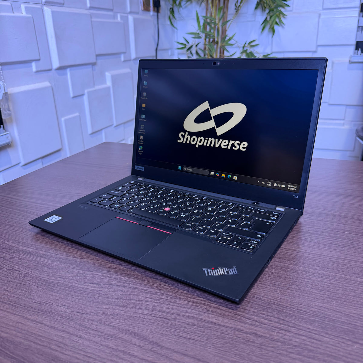 Lenovo ThinkPad T14 Gen 1 | 10th Gen Core i5 | 16GB RAM | 256GB SSD | Full HD | Backlit Keyboard