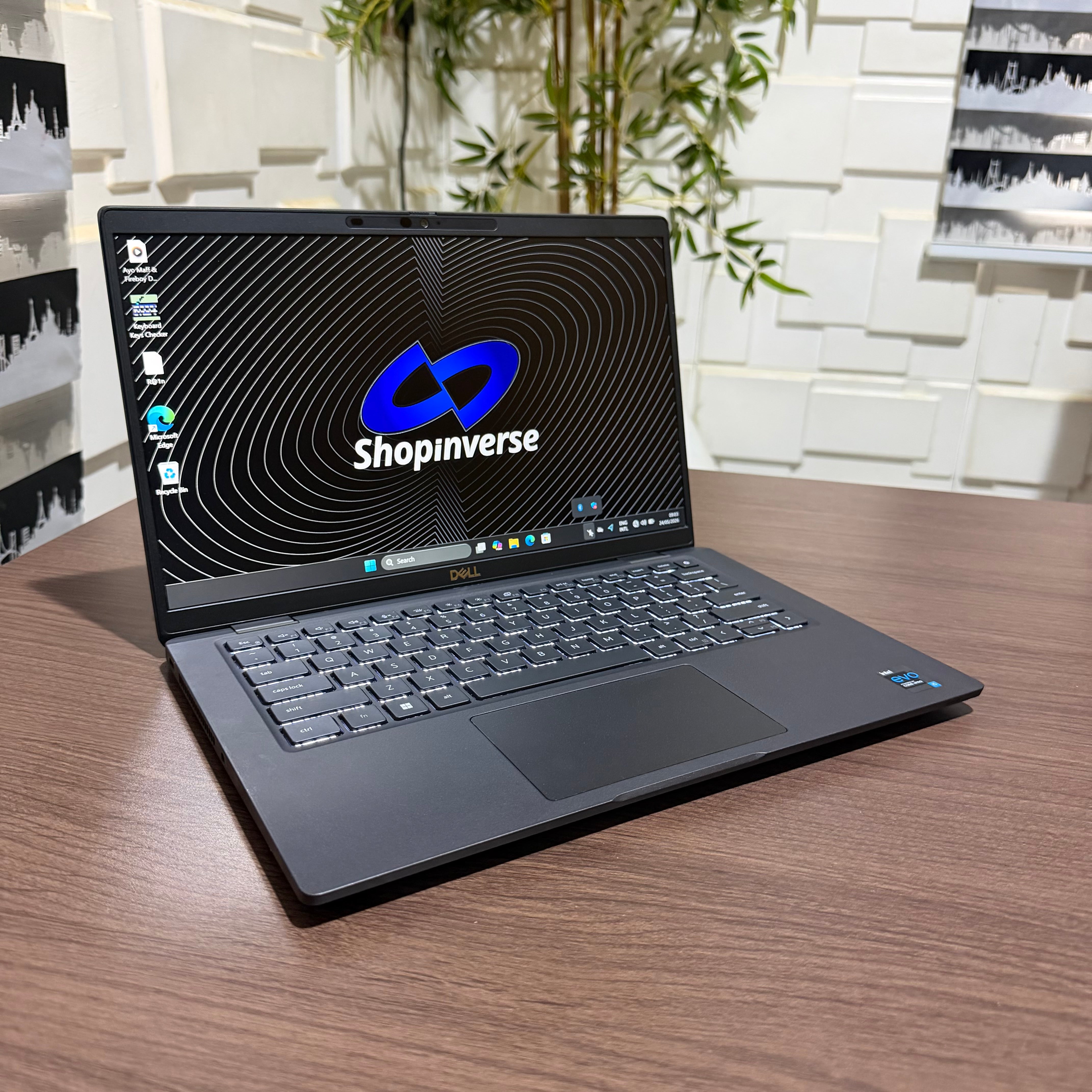 Dell Latitude 7420 | 11th Gen Core i5 | 16GB RAM | 256GB SSD | Backlit Keyboard