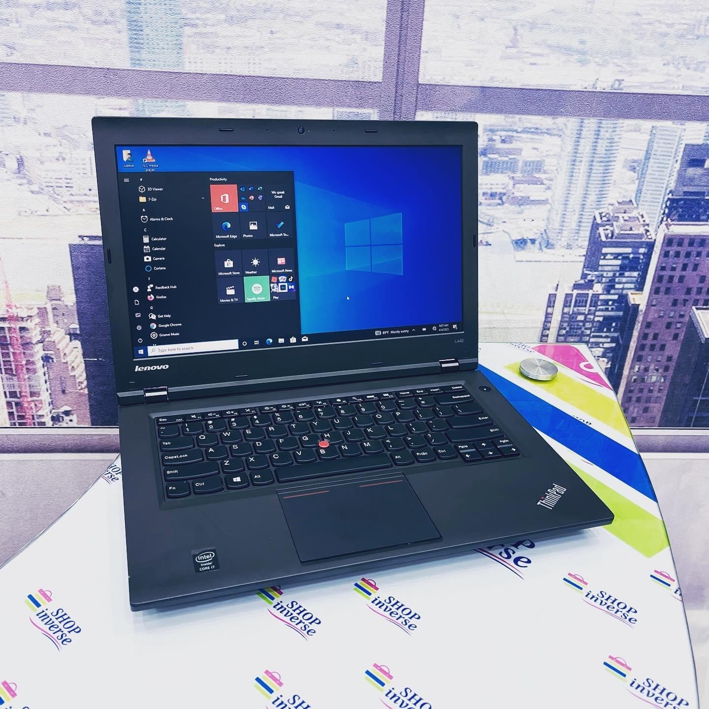 Lenovo ThinkPad L440 - Intel Core i5 - 250GB SSD - 8GB RAM - (Minor body crack)
