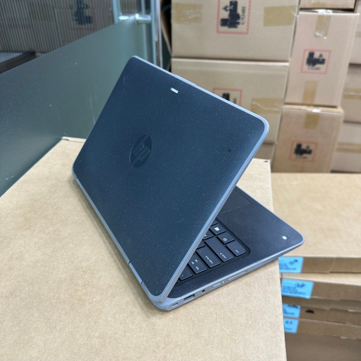 HP ProBook x360 11 G3 EE - Intel Pentium Silver - 128GB SSD - 4GB RAM - Touchscreen