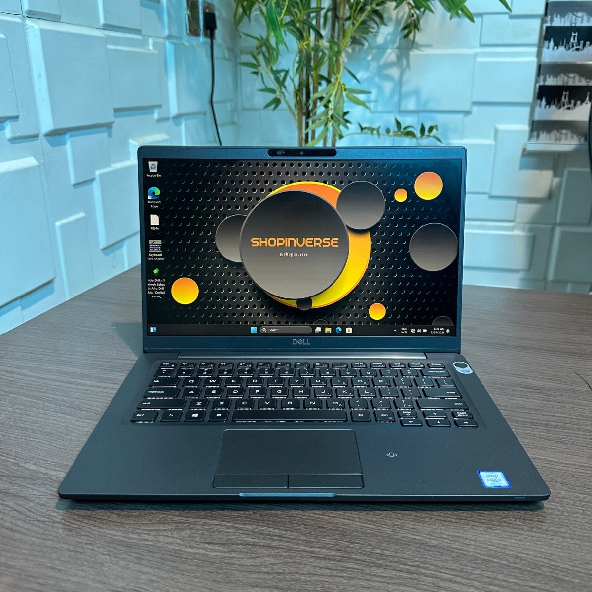 Dell Latitude 7400 - 8th Gen. Intel Core i5 - 256GB SSD - 16GB RAM - keyboard Light - Touchscreen
