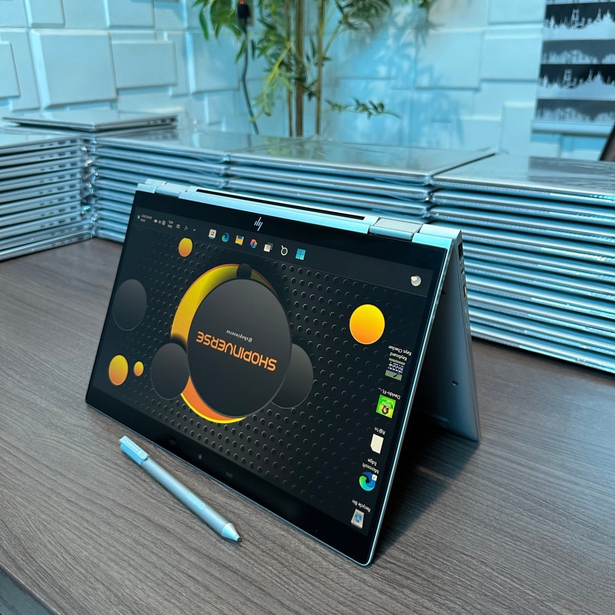 HP EliteBook 1030 x360 G3 - 8th Gen. Intel Core i7 - 256GB SSD - 16GB RAM - Touchscreen - Keyboard Light