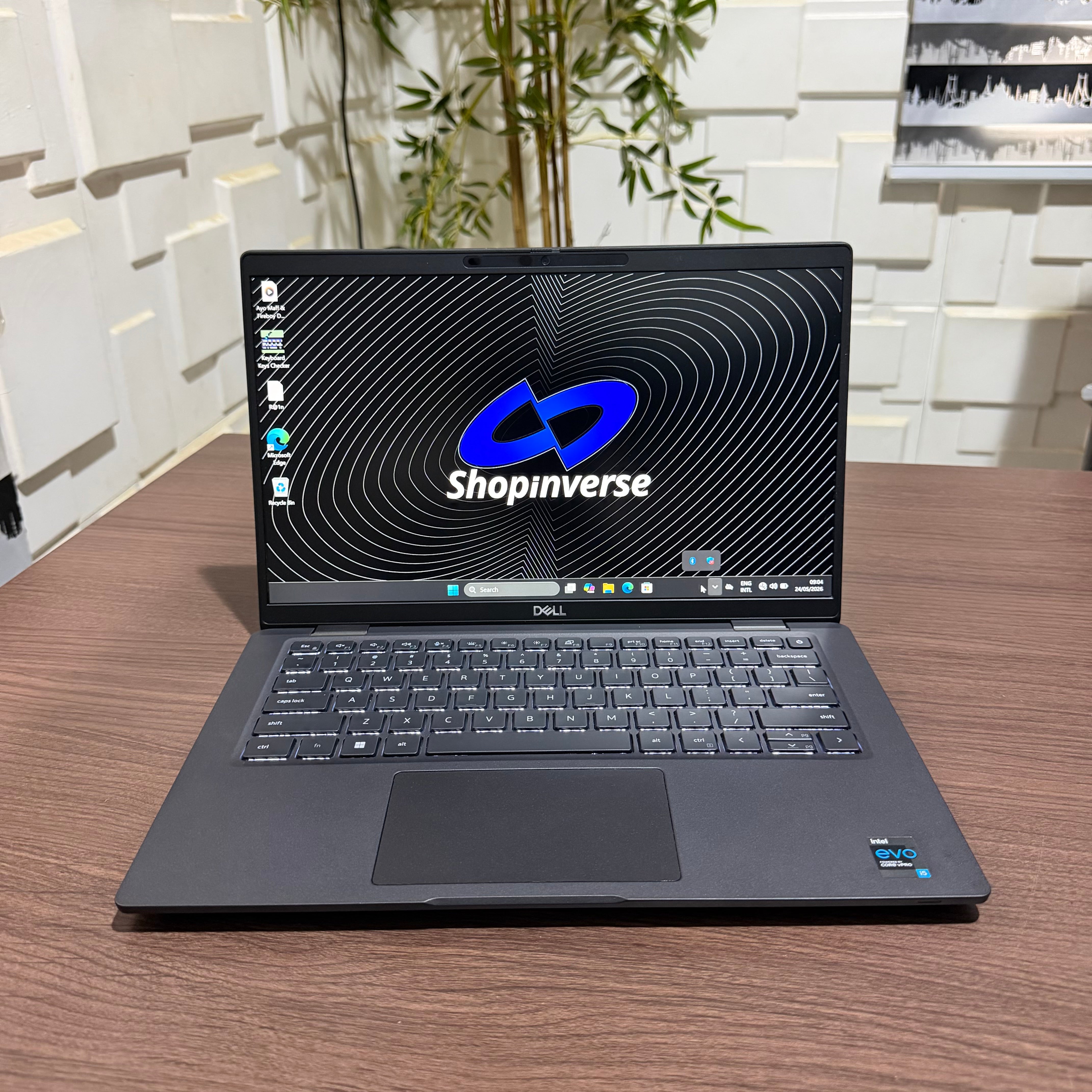 Dell Latitude 7420 | 11th Gen Core i5 | 16GB RAM | 256GB SSD | Backlit Keyboard