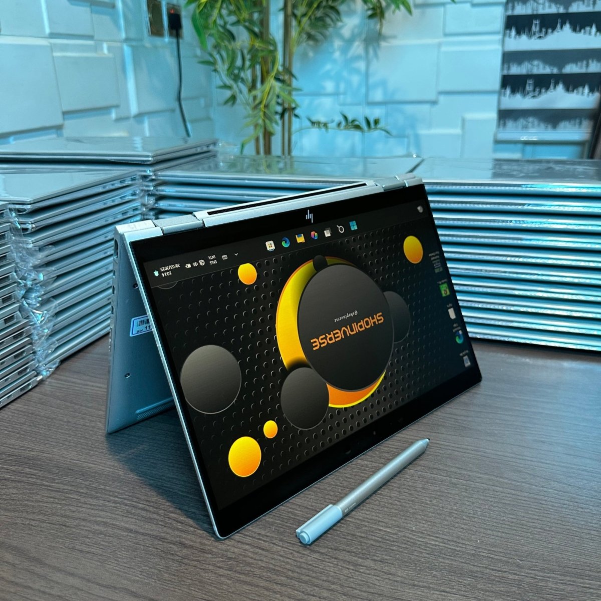 HP EliteBook 1030 x360 G3 - 8th Gen. Intel Core i7 - 256GB SSD - 16GB RAM - Touchscreen - Keyboard Light