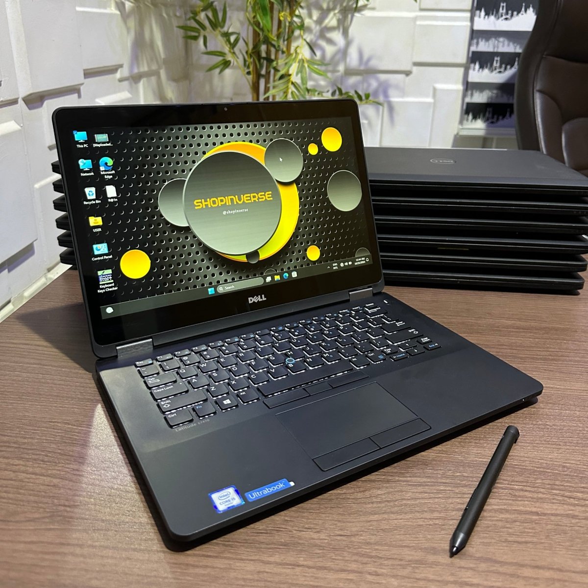 Dell Latitude E7470 - 6th Gen. Intel Core i5 - 256GB SSD - 8GB RAM - HDMI - Touchscreen