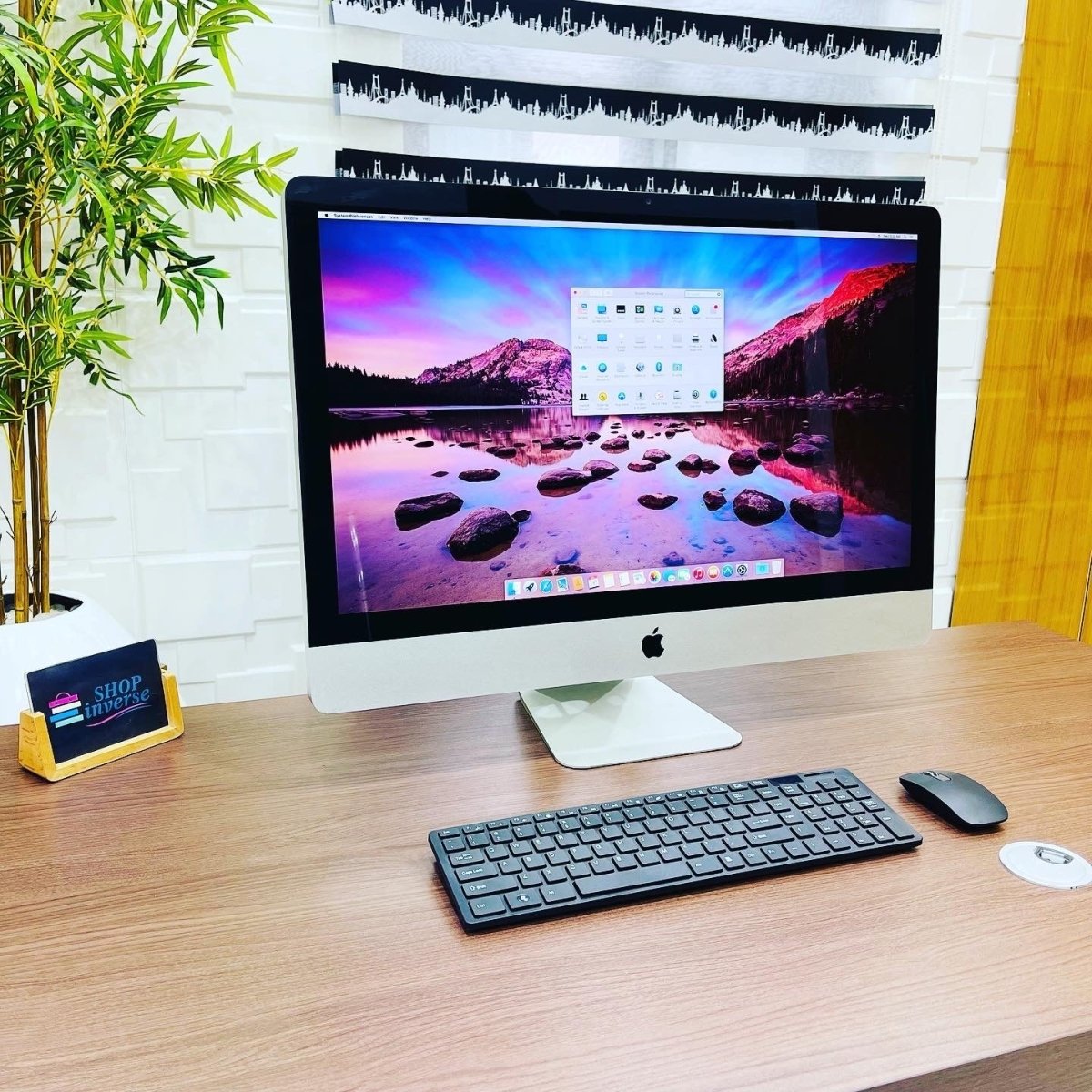 Apple iMac 21.5-Inch Mid 2011 | Core i7 | 16GB RAM | 1TB HDD | Cracked Glass