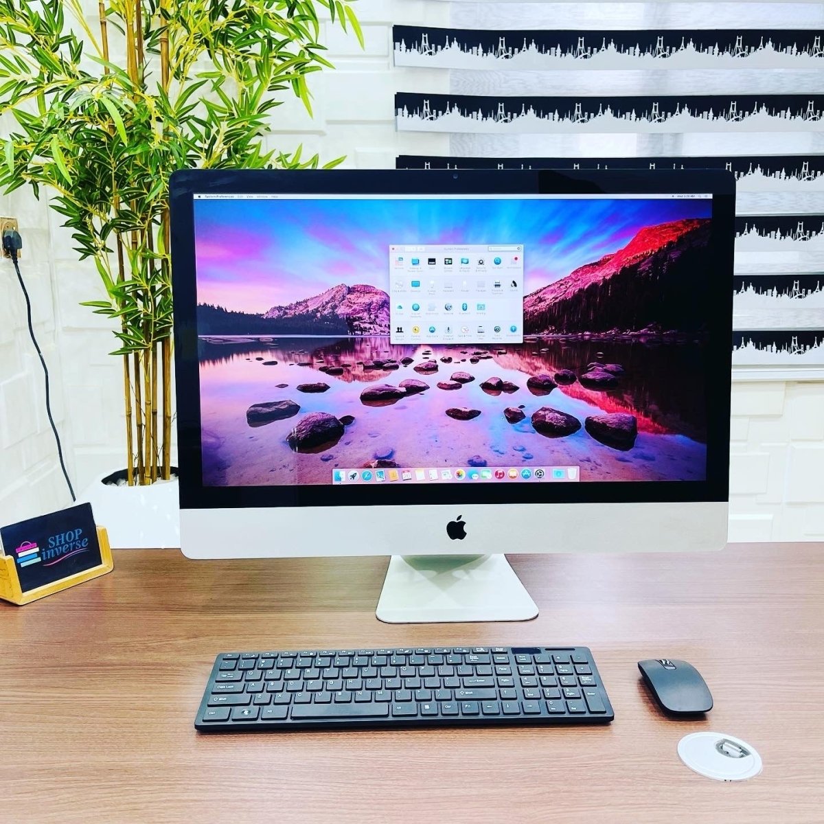 Apple iMac 21.5-Inch Mid 2011 | Core i7 | 16GB RAM | 1TB HDD | Cracked Glass