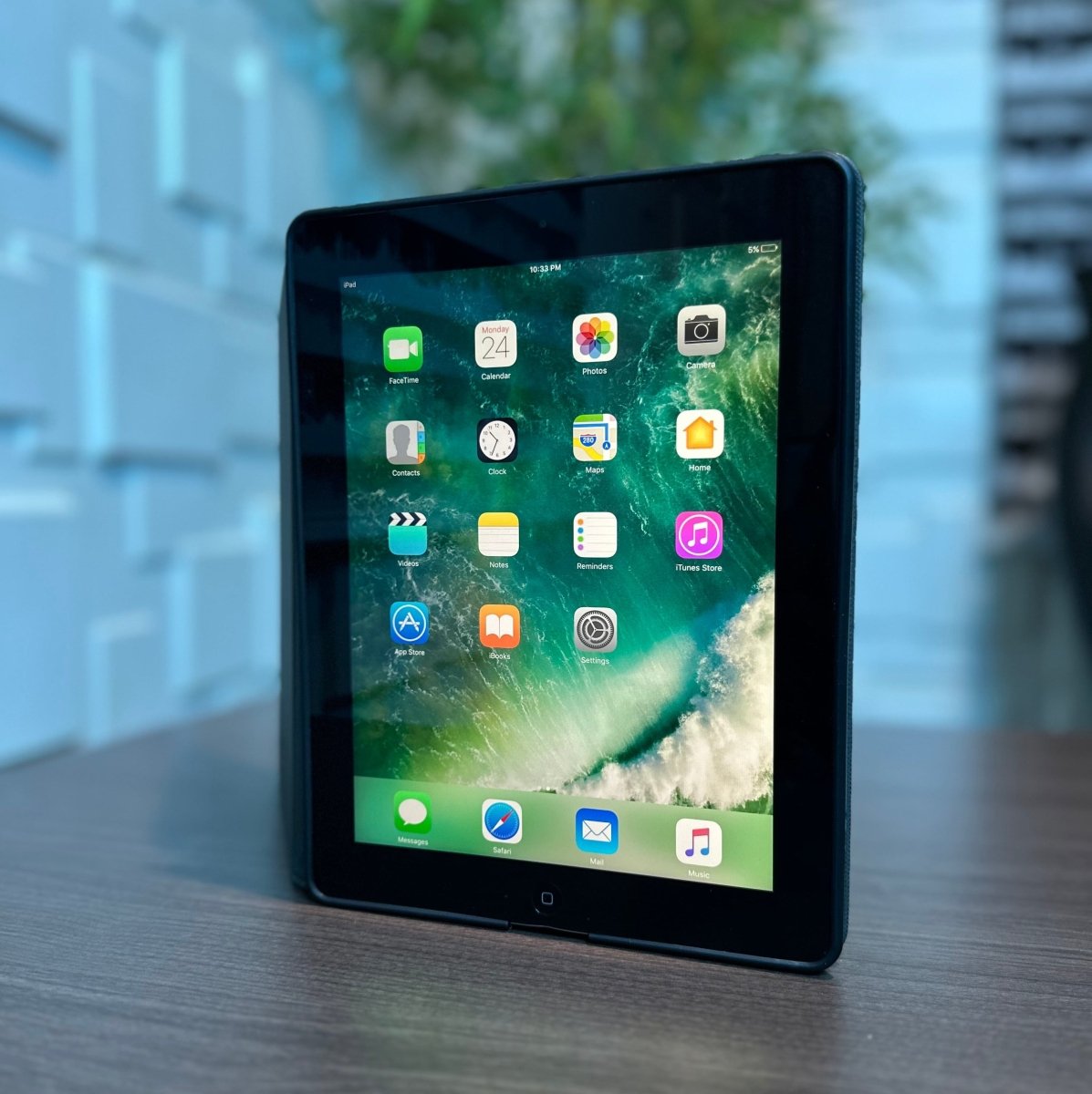 Apple iPad 4th Gen. - 16GB - WiFi - Black