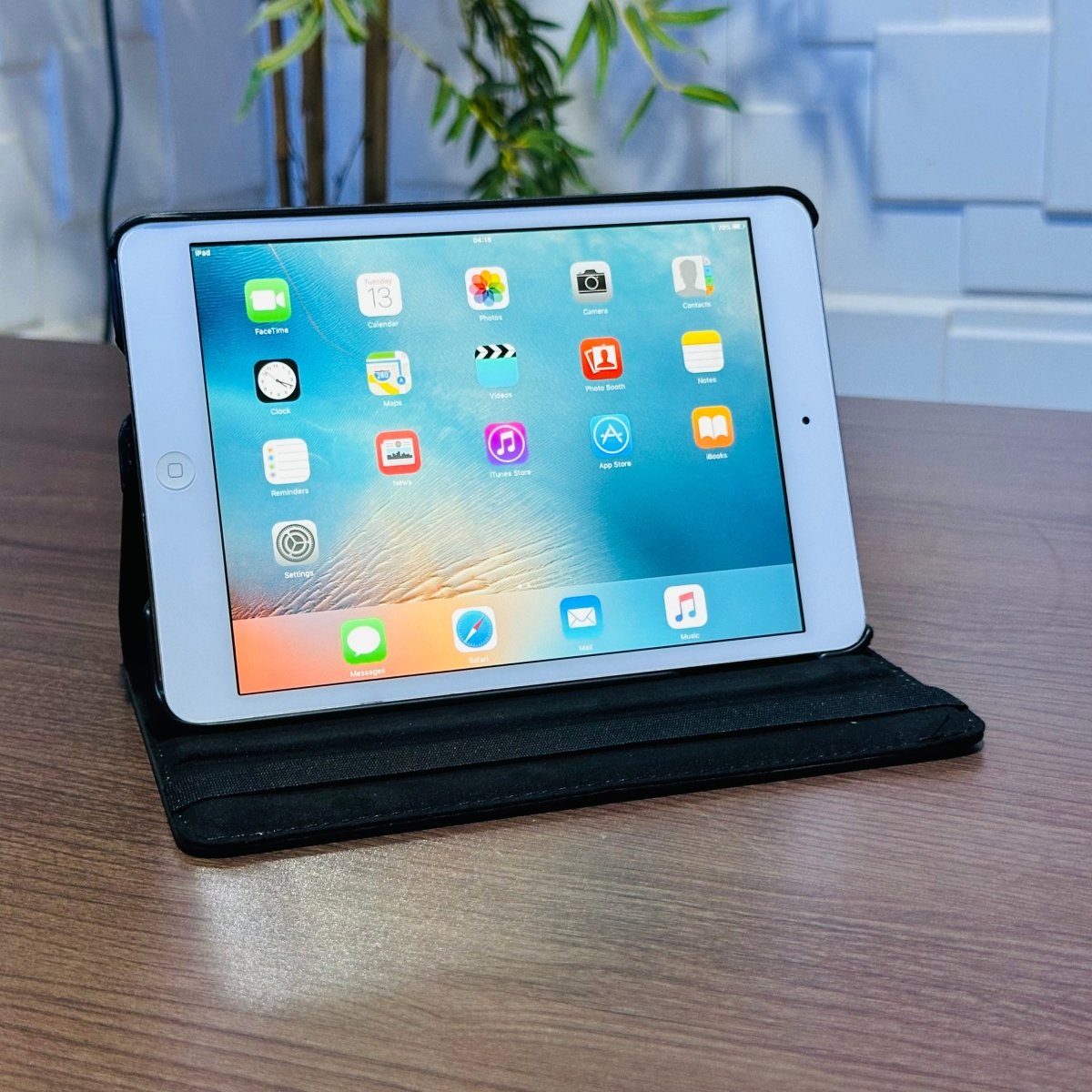 Apple iPad Mini - 32GB - WiFi + SIM - Silver - Shopinverse