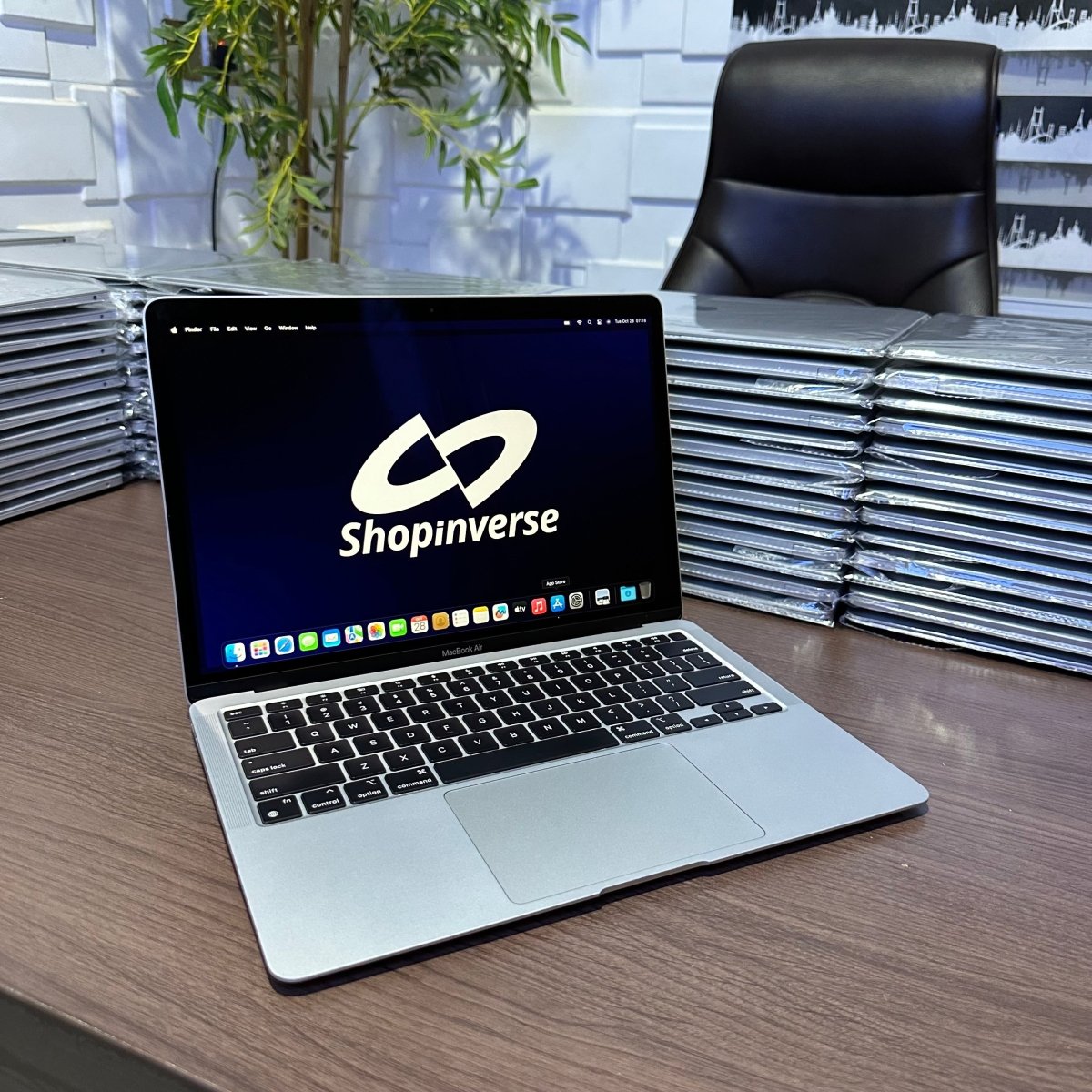 Apple MacBook Air 2020 - Intel Core i5 - 256GB SSD - 8GB RAM