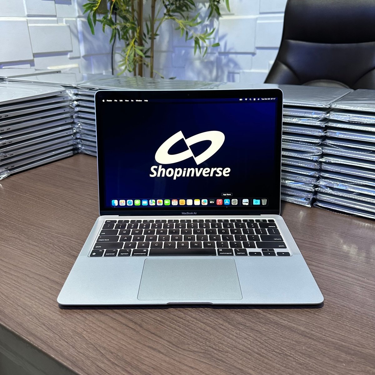 Apple MacBook Air 2020 - Intel Core i5 - 256GB SSD - 8GB RAM - Touch ID - Keyboard Light