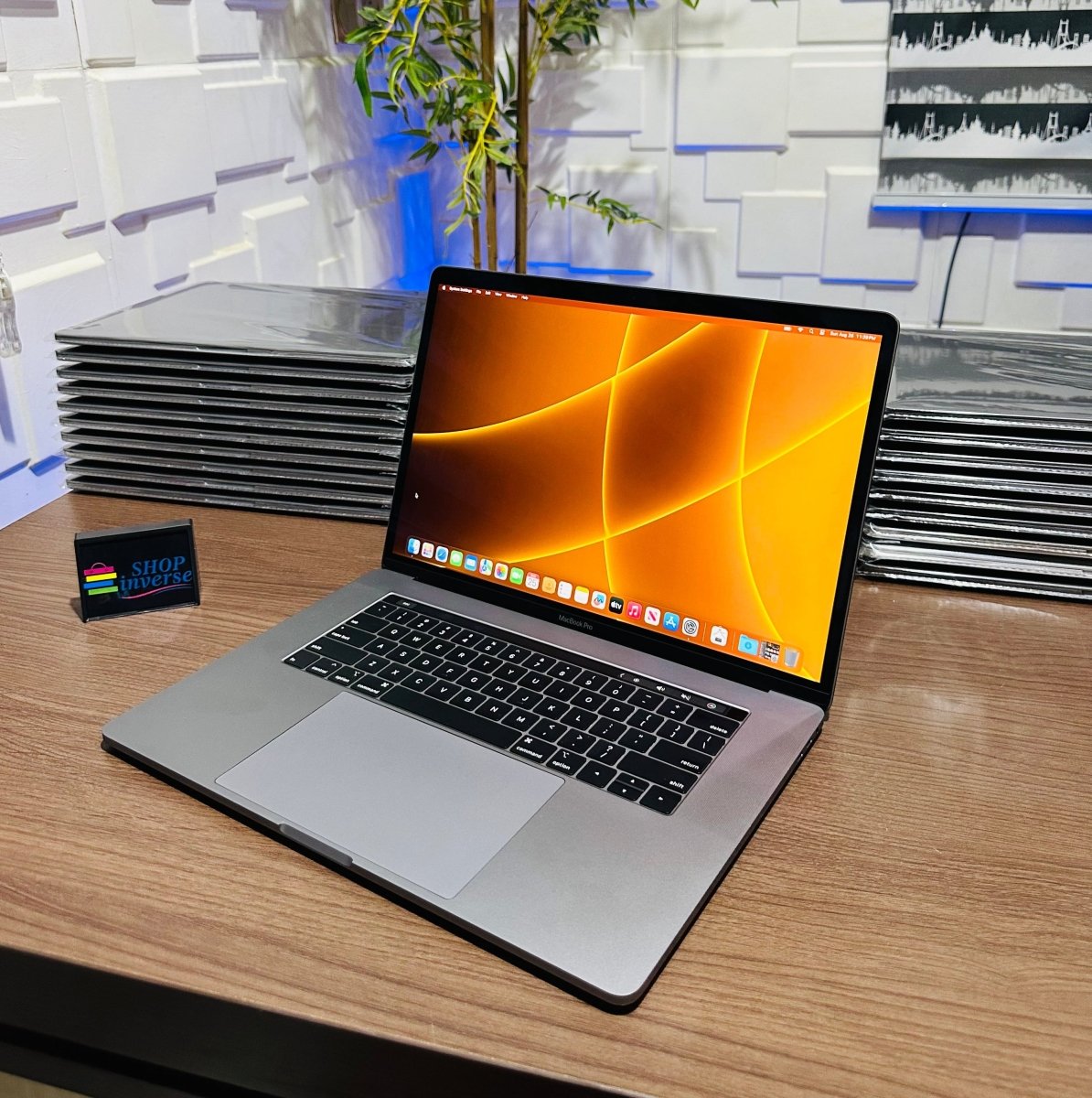 Apple MacBook Pro 2018 - Intel Core i9 - 1TB SSD - 32GB RAM - 4GB