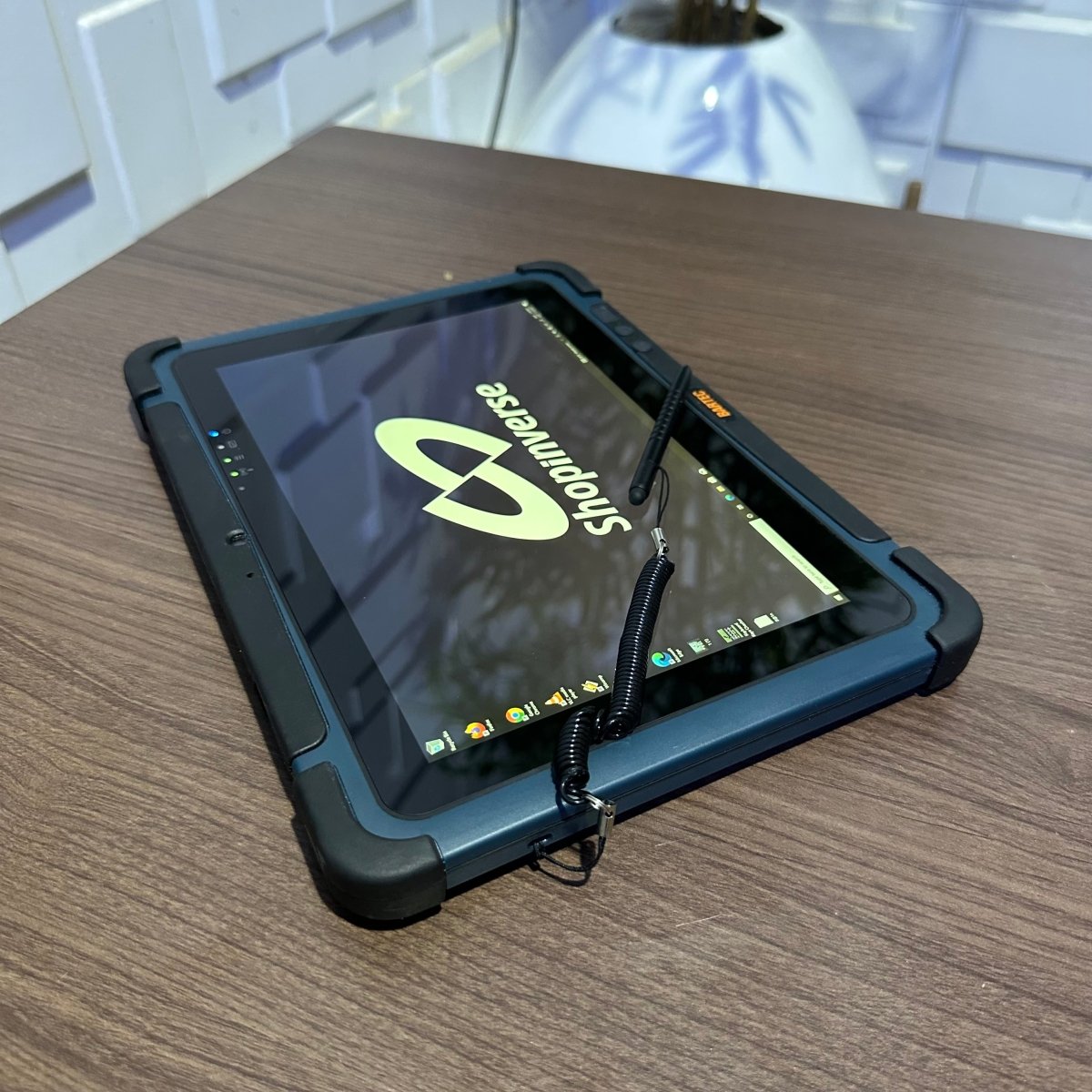 BarTec Rugged Tablet PC - Intel Celeron N2930 - 256GB SSD - 8GB RAM - Barcode Reader