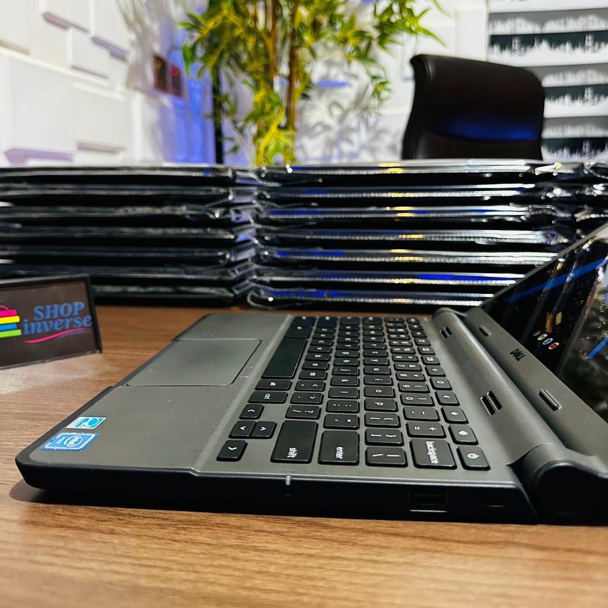 Dell Chromebook 11 | Intel Celeron | 2GB RAM | 16GB eMMC | Minor Dent
