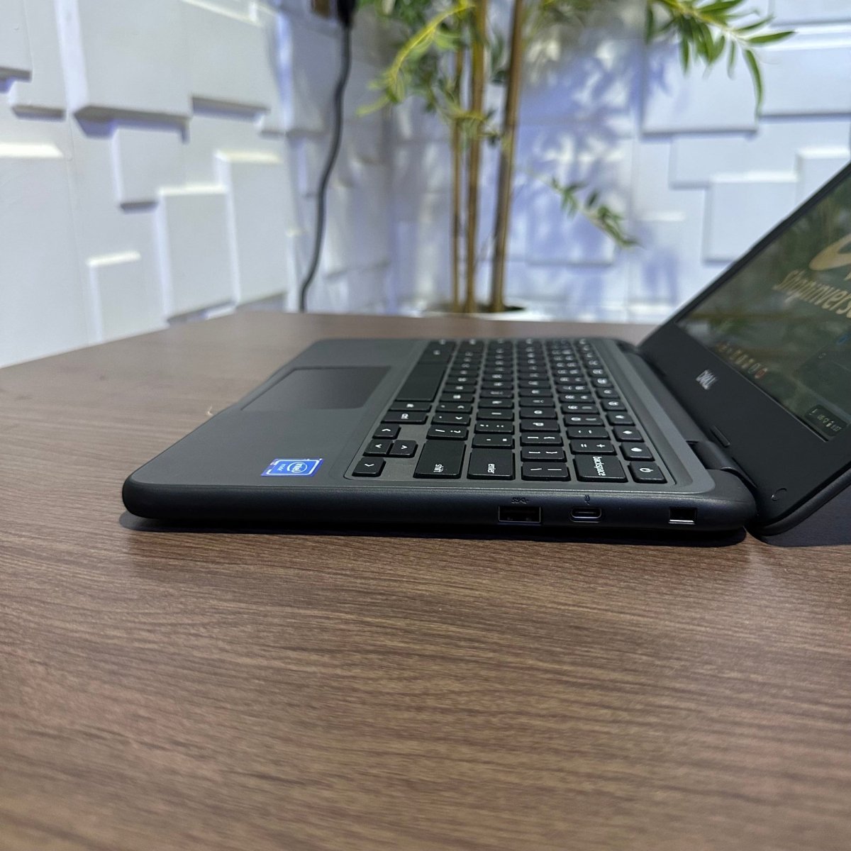 Dell Chromebook 3100 - Intel Celeron N4020 - 32GB eMMC - 4GB RAM - Touchscreen