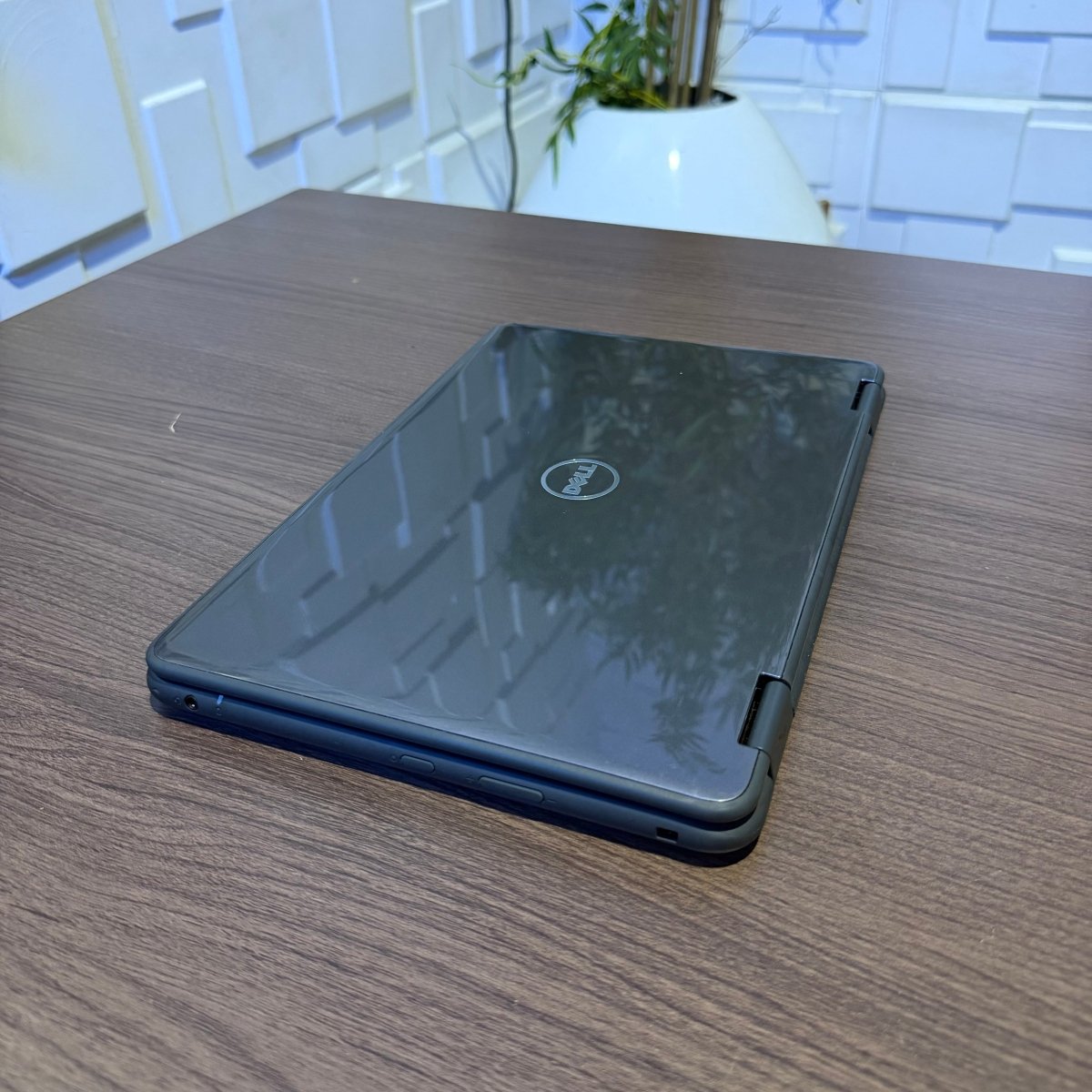 Dell Latitude 3189 2-in-1 | Intel Pentium N4200 | 8GB RAM | 128GB SSD | Touchscreen