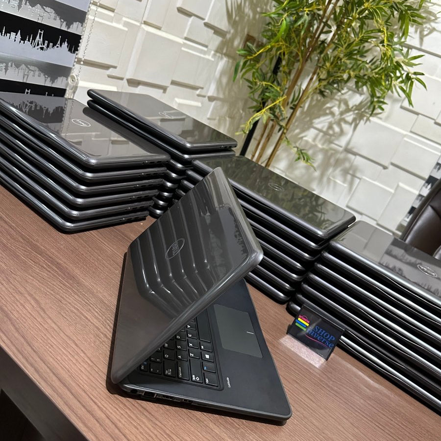 Dell Latitude 3380 | 6th Gen Core i3 | 4GB RAM | 500GB HDD