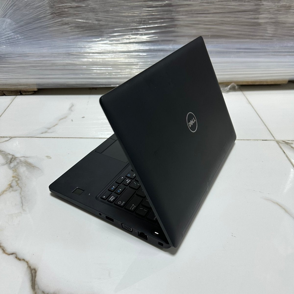 Dell Latitude 5280 - 7th Gen Intel Core i5 - 256GB SSD - 8GB RAM - Touchscreen