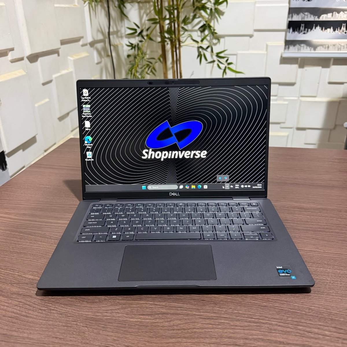 Dell Latitude 7420 | 11th Gen Core i5 | 16GB RAM | 256GB SSD | Backlit Keyboard