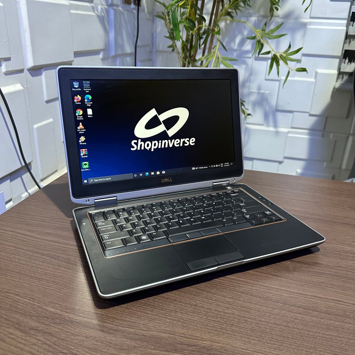 Dell Latitude E6320 - Intel Core i3 - 320GB HDD - 8GB RAM