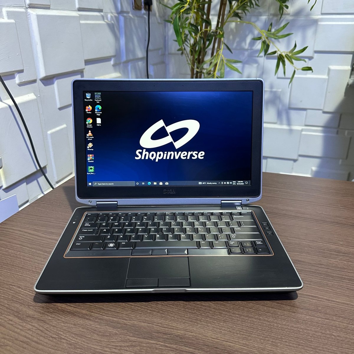 Dell Latitude E6320 - Intel Core i3 - 320GB HDD - 8GB RAM