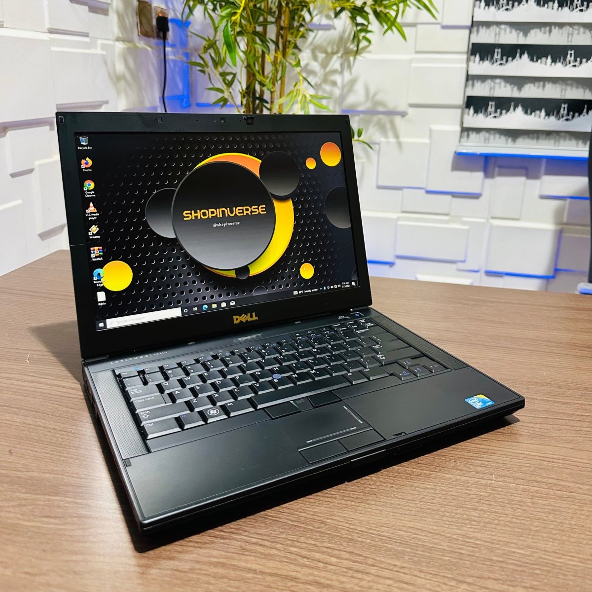 Dell Latitude E6410 - Intel Core i5 - 320GB HDD - 4GB RAM