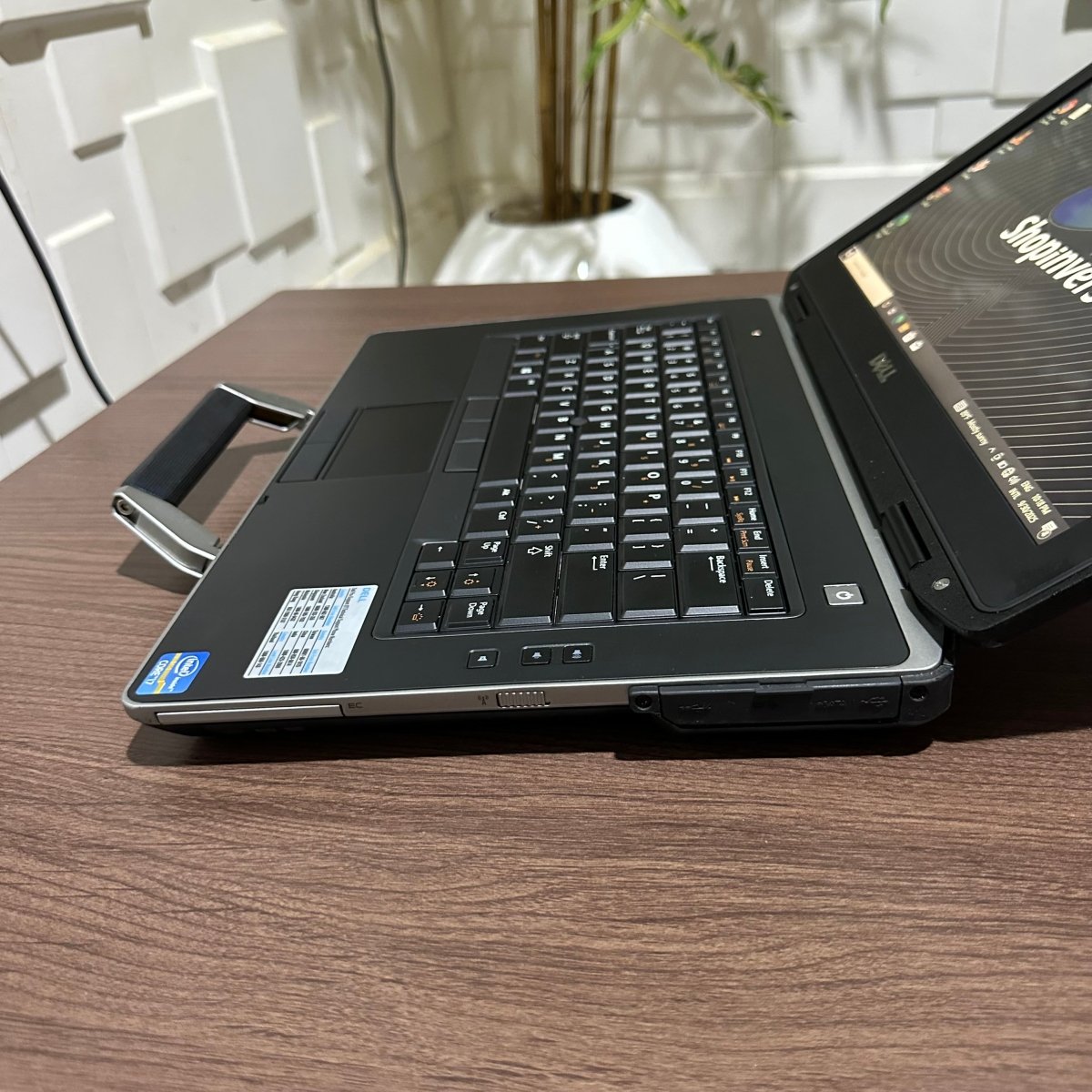 Dell Latitude E6430 ATG - Intel Core i7 - 250GB HDD - 8GB RAM - Keyboard Light