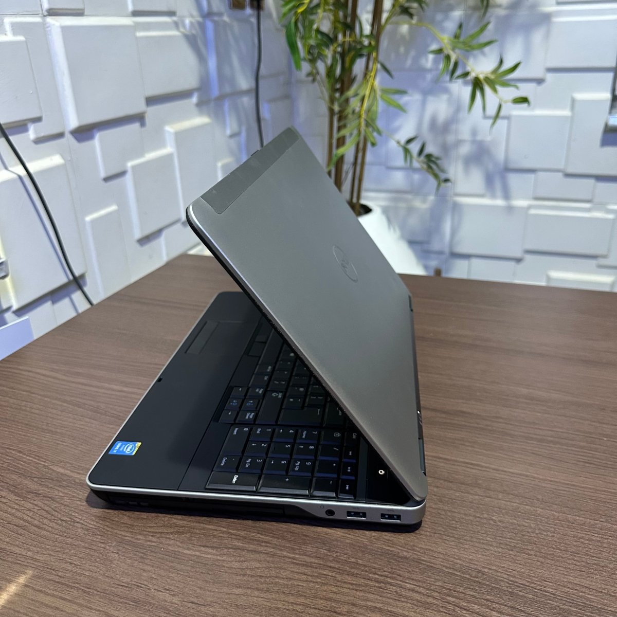 Dell Latitude E6540 - Intel Core i7 - 500GB HDD - 16GB RAM