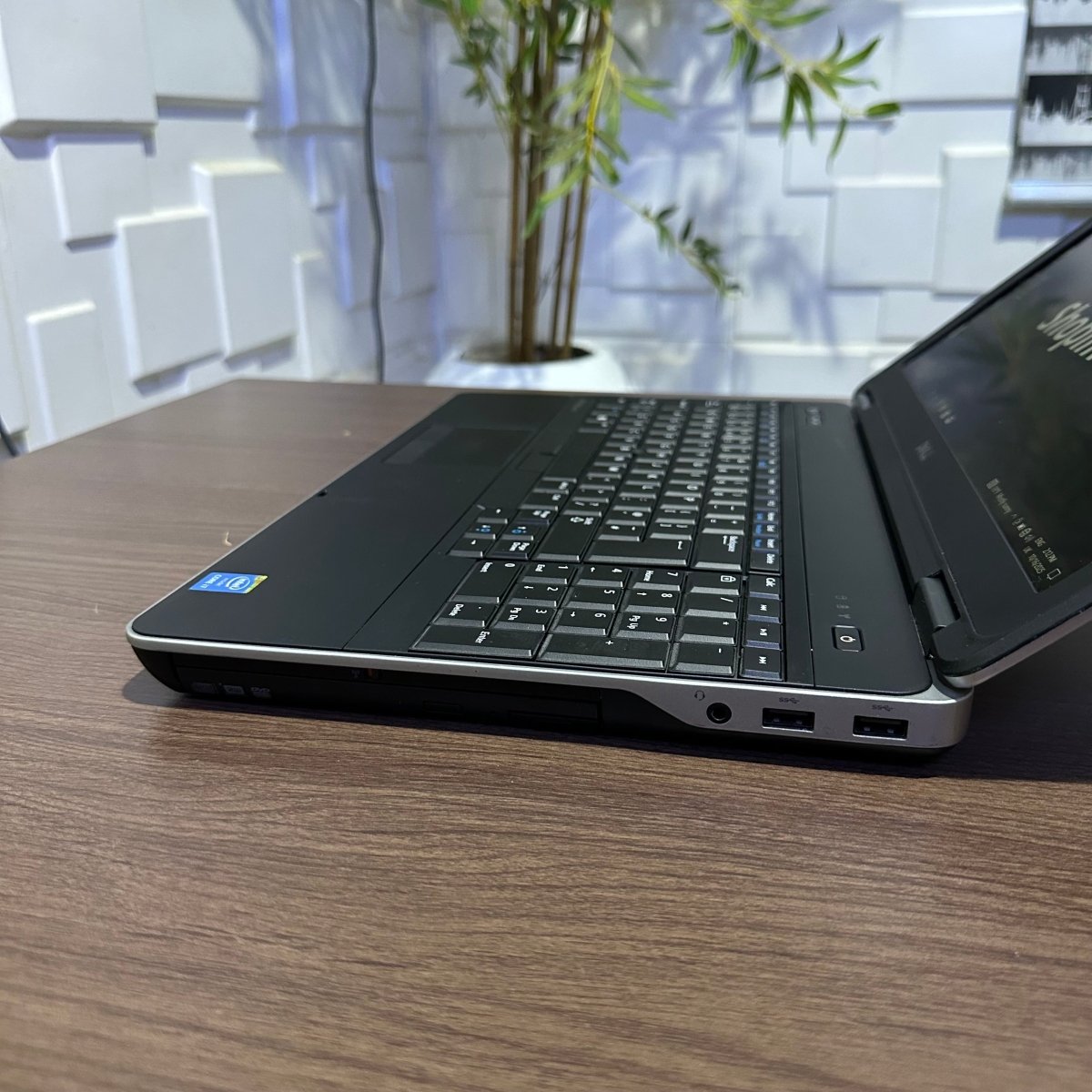 Dell Latitude E6540 - Intel Core i7 - 500GB HDD - 16GB RAM